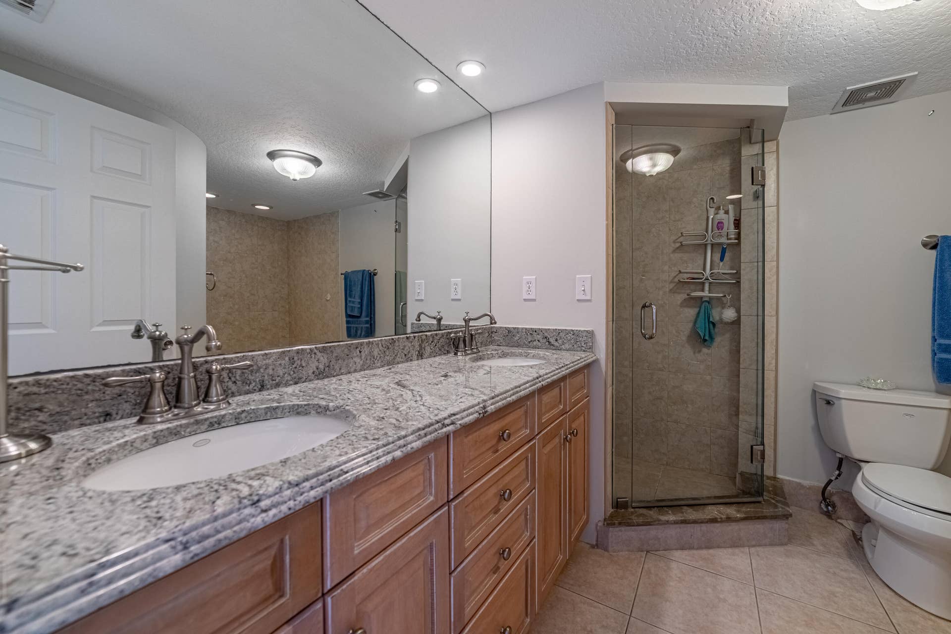3250 S Ocean Boulevard, #507n, Palm Beach, FL 33480 Bedroom1-Bathroom