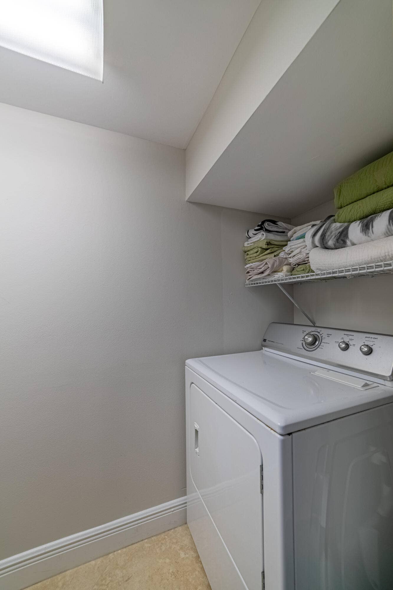3250 S Ocean Boulevard, #507n, Palm Beach, FL 33480 Laundry-Dryer