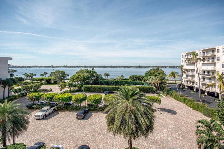 3250 S Ocean Boulevard, #507n, Palm Beach, FL 33480 view from living room