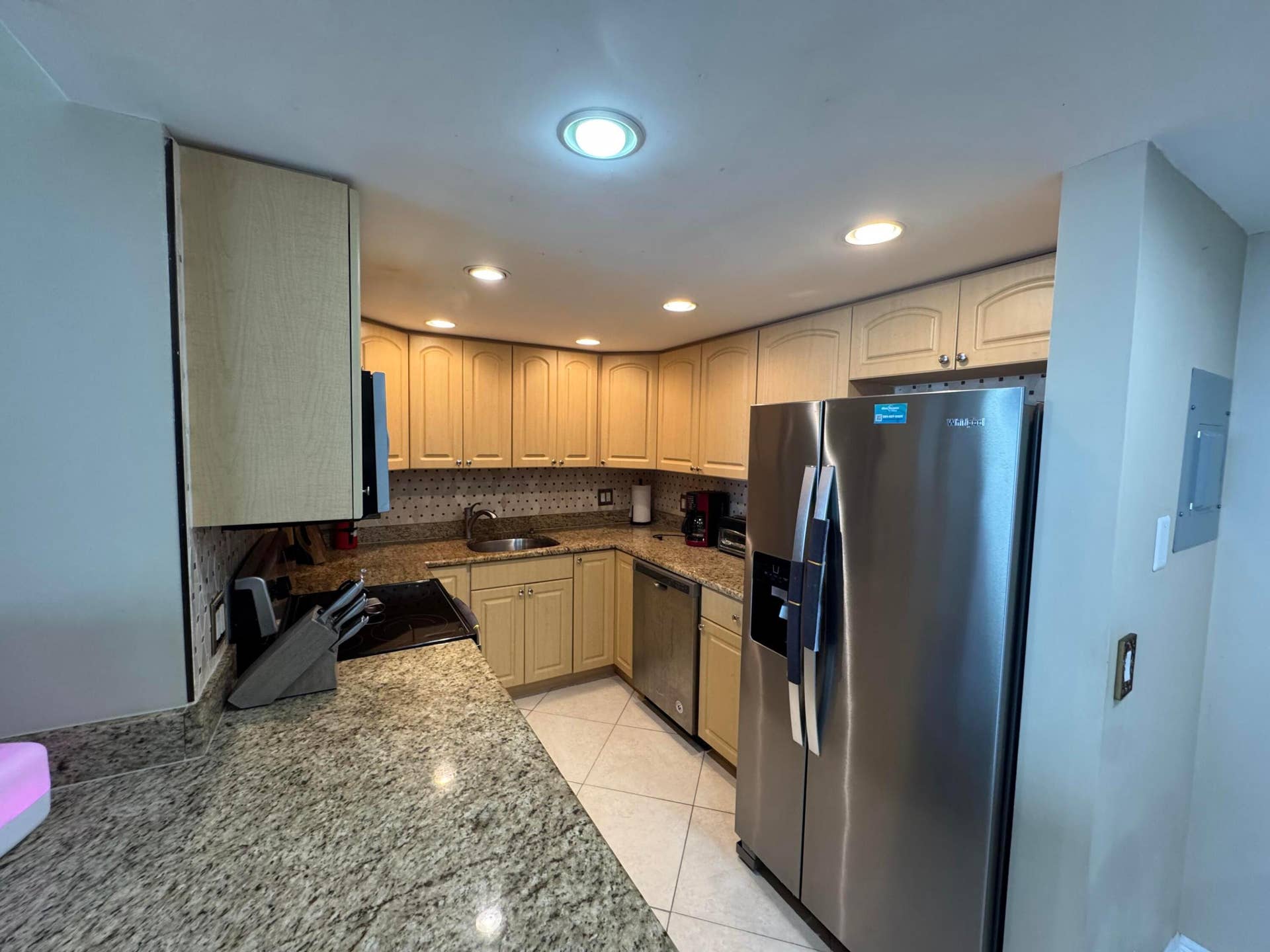 336 Golfview Road, #706, North Palm Beach, FL 33408 Kitchen