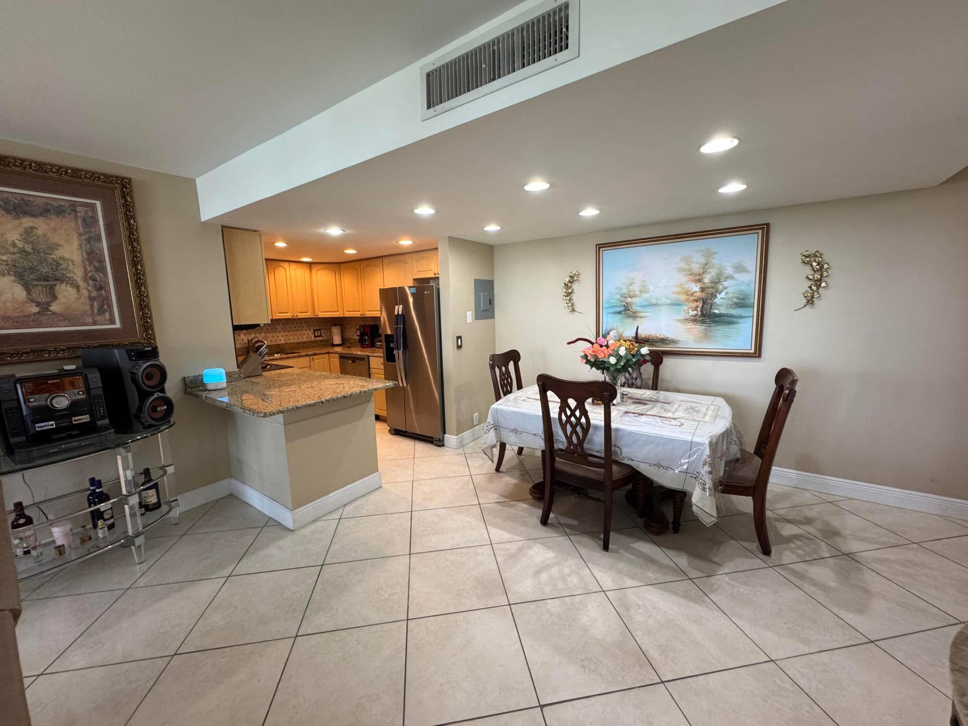 336 Golfview Road, #706, North Palm Beach, FL 33408 Dining Area