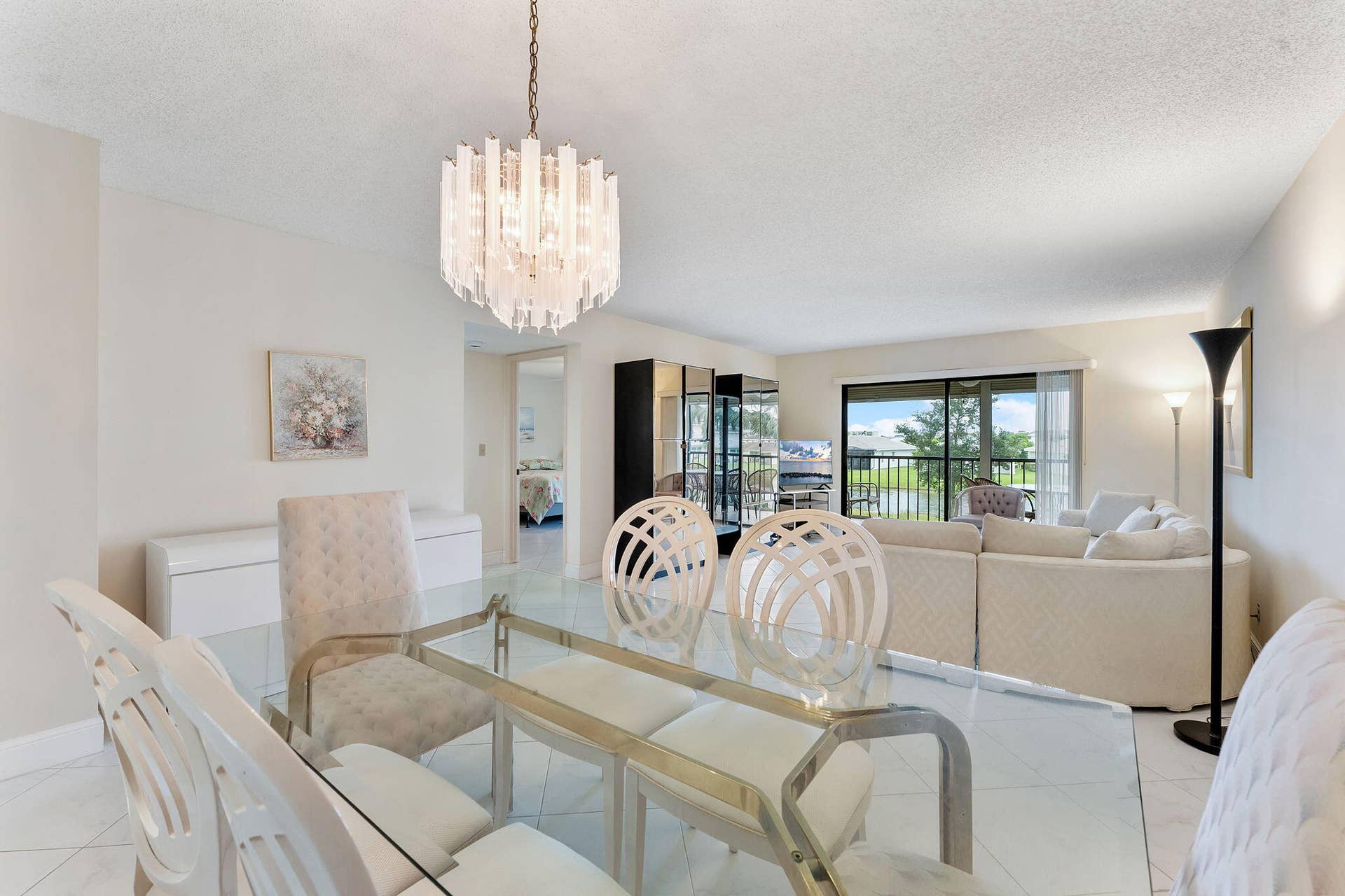 7260 Kinghurst Drive, #205, Delray Beach, FL 33446 Dining Area