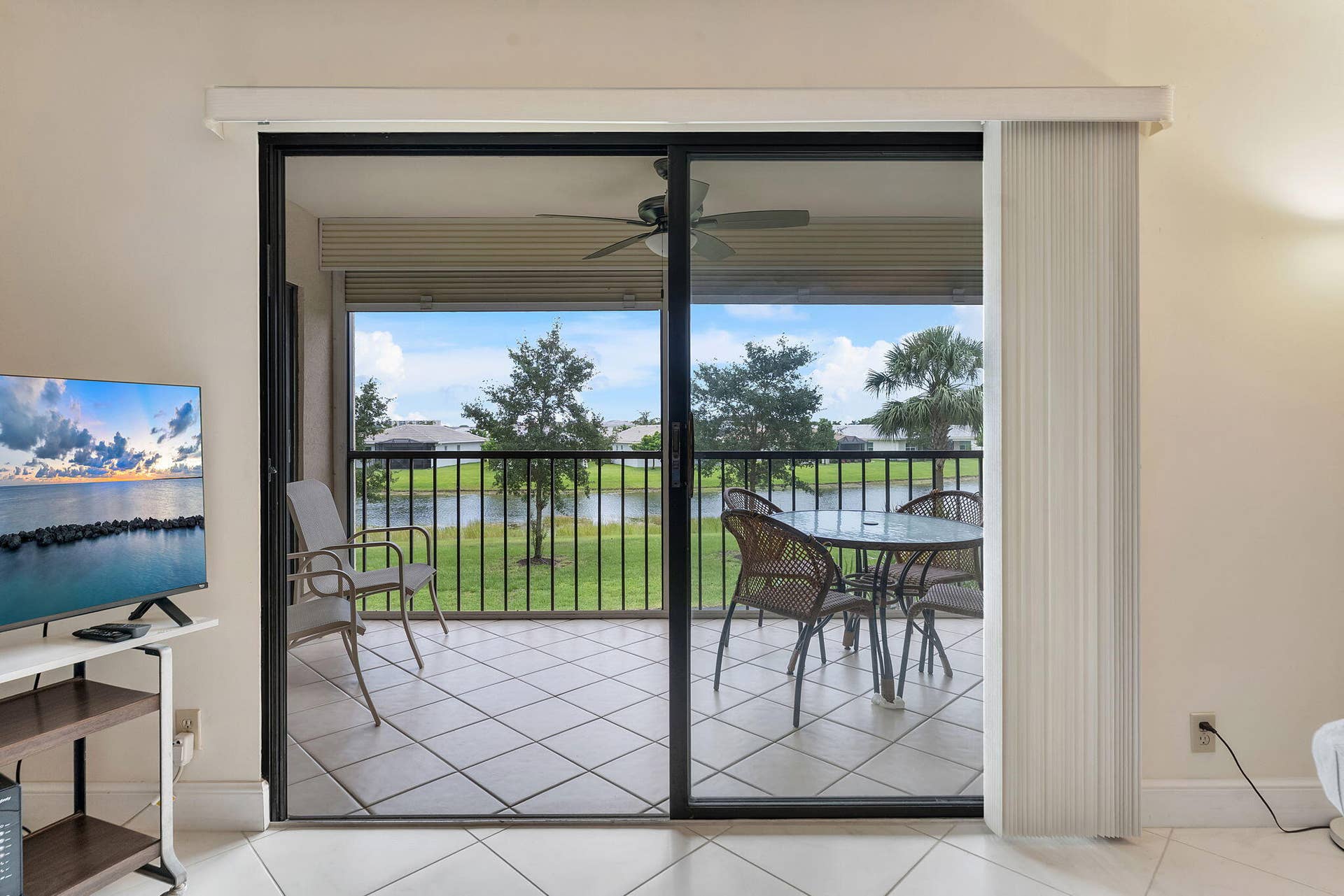 7260 Kinghurst Drive, #205, Delray Beach, FL 33446 32-web-or-mls-DSC03553