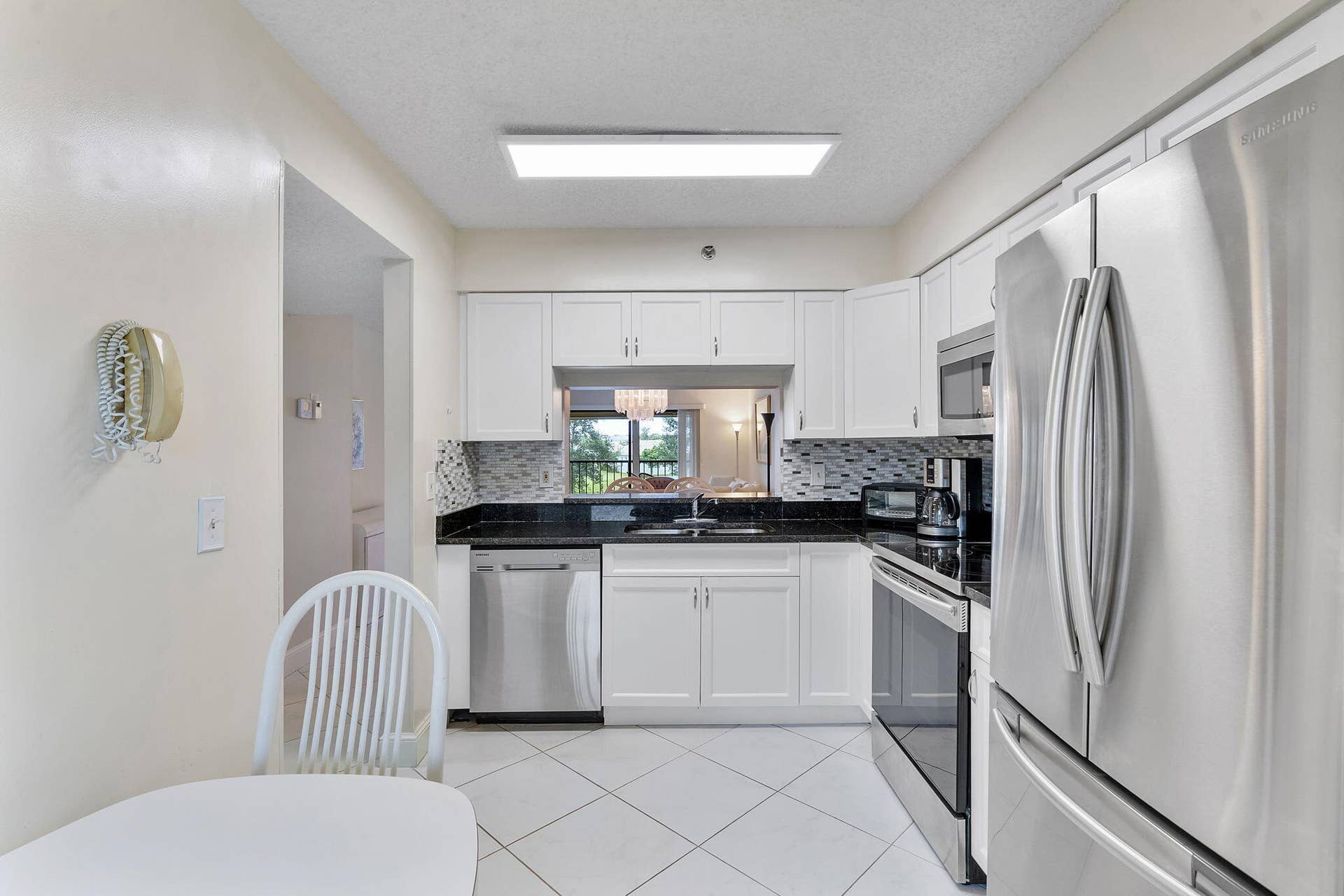 7260 Kinghurst Drive, #205, Delray Beach, FL 33446 25-web-or-mls-DSC03516