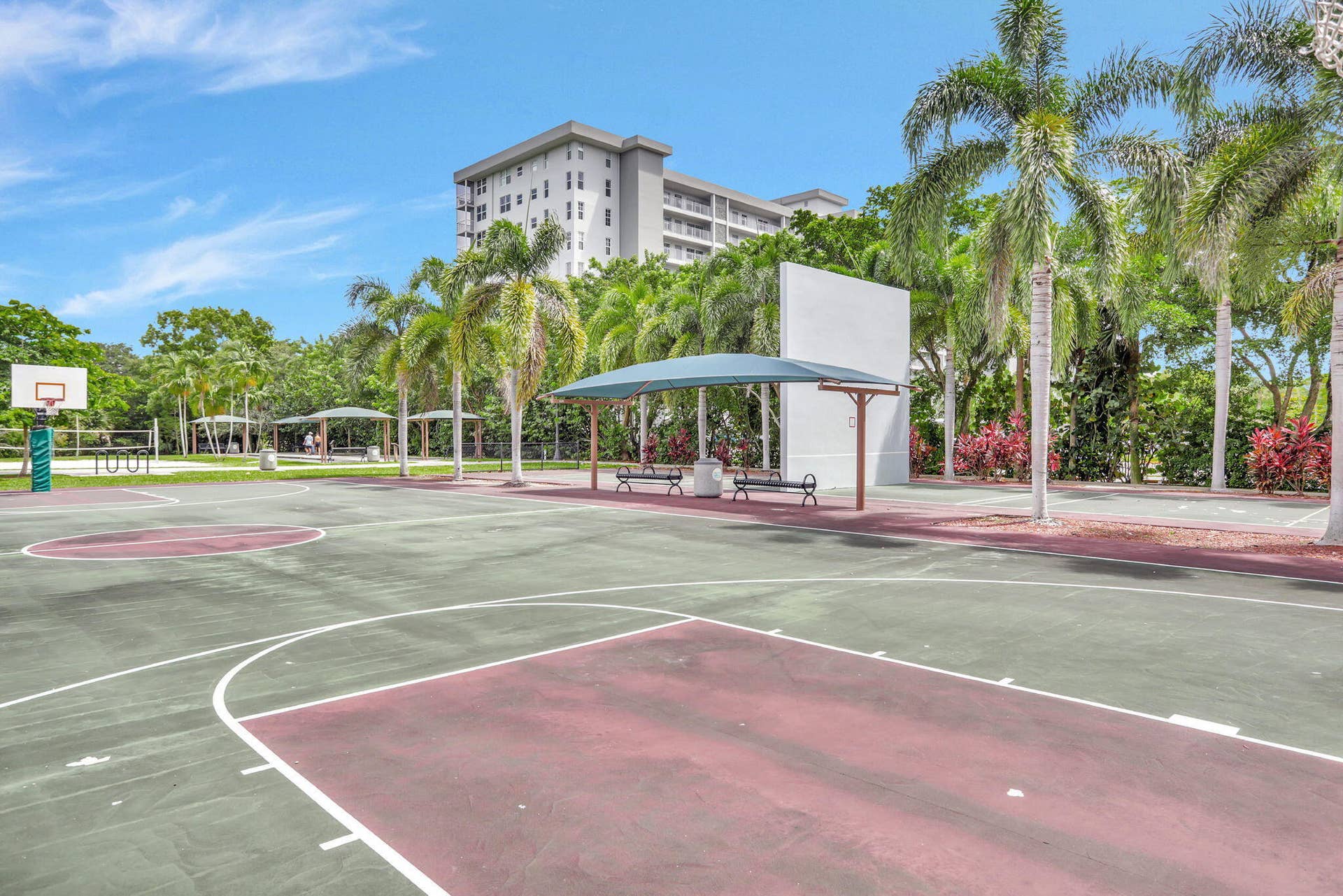 3050 N Palm Aire Drive, #704, Pompano Beach, Pompano Beach, FL 33069 36-web-or-mls-10_001l8459