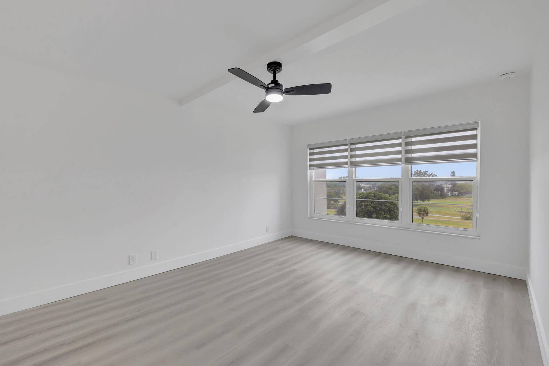 3050 N Palm Aire Drive, #704, Pompano Beach, Pompano Beach, FL 33069 Bedroom
