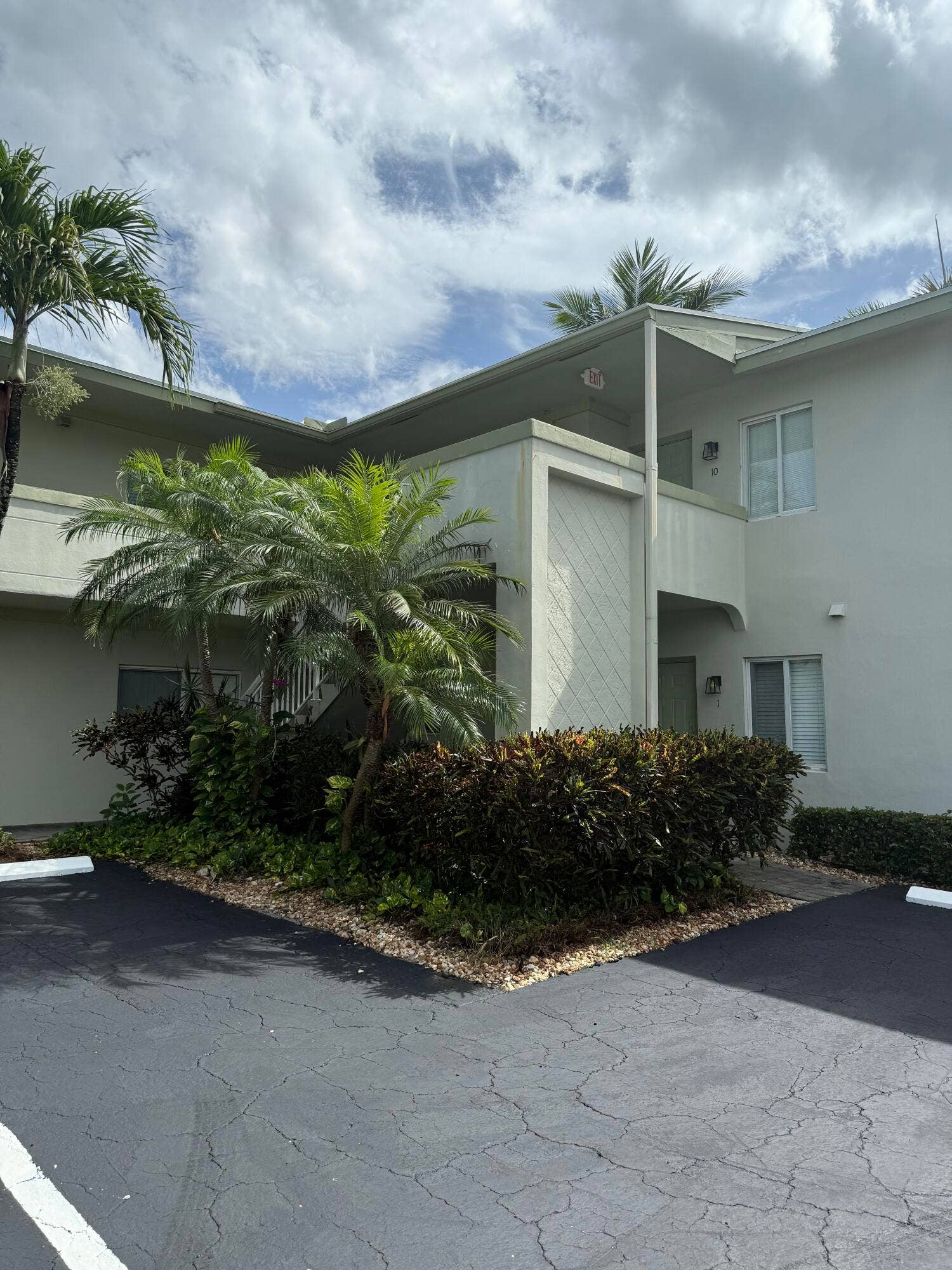 578 NE 20th Street, #10e, Wilton Manors, FL 33305 IMG_1127