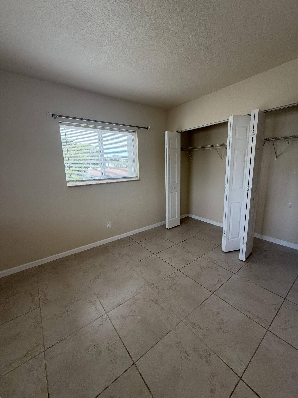 578 NE 20th Street, #10e, Wilton Manors, FL 33305 Screenshot 2026-08-10 at 11.12.35AM