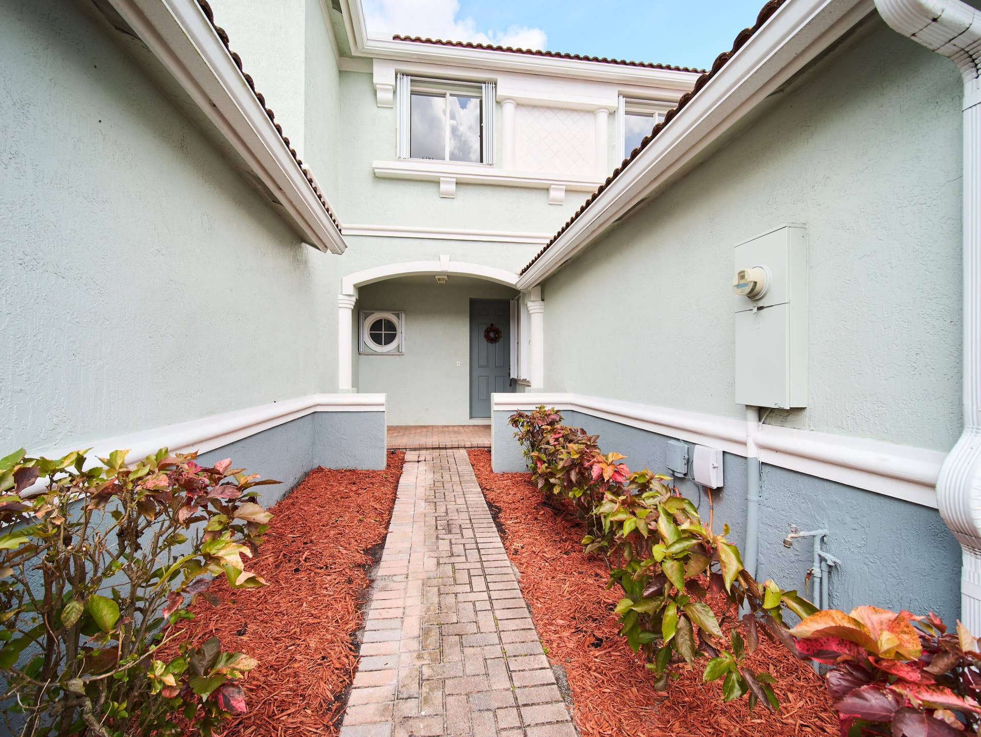 2052 Oakhurst Way, Riviera Beach, FL 33404 P1172478_HDR