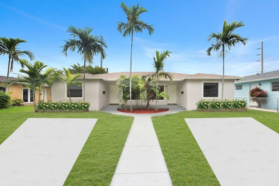 Property photo for 814 NE 8th Street, Hallandale Beach, FL