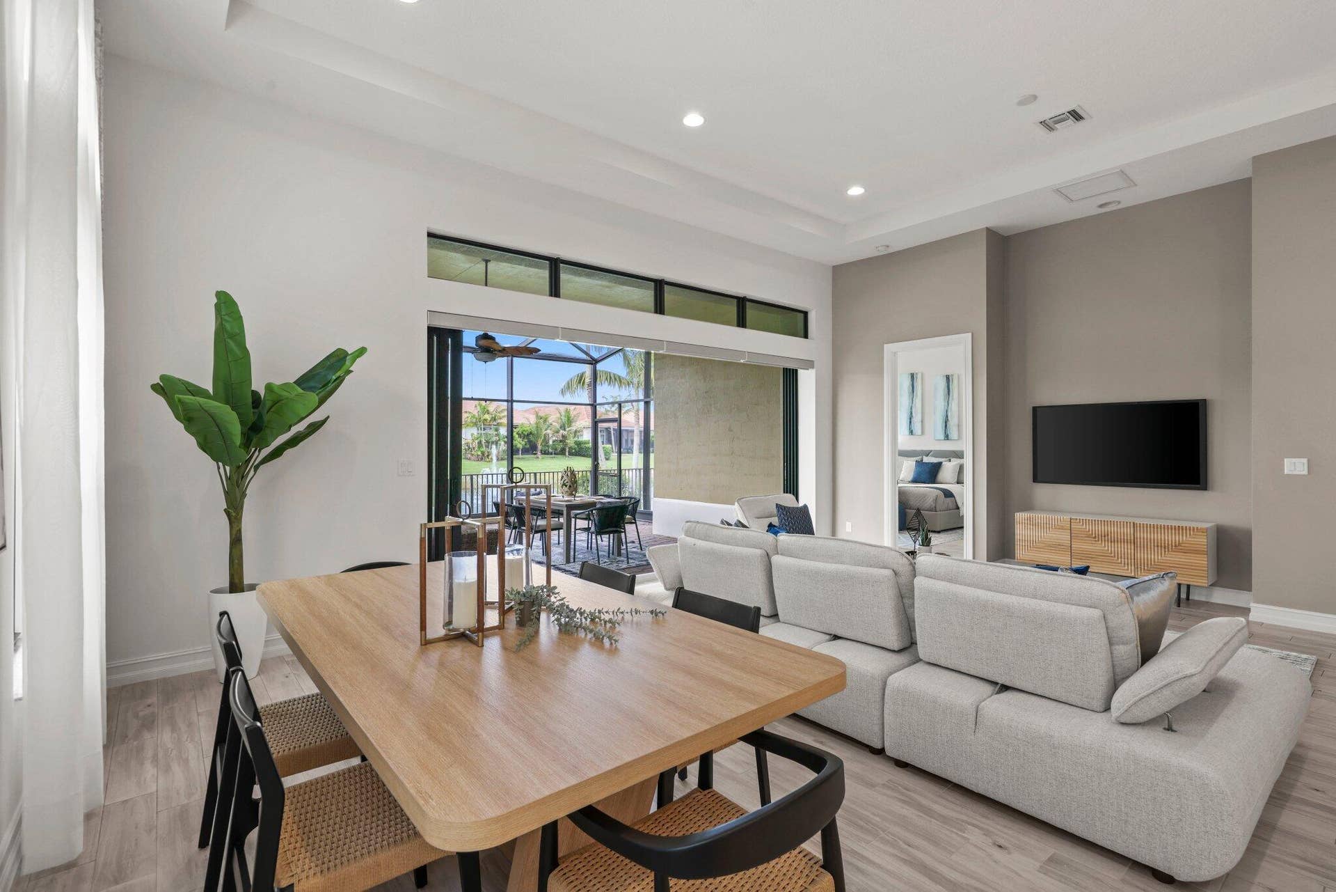 11856 Leon Circle West - 22.jpg-SMALL