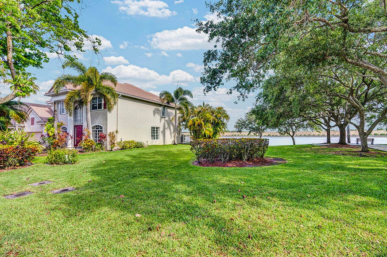 10290 NW 60th Place, Parkland, FL 33076 AR506341