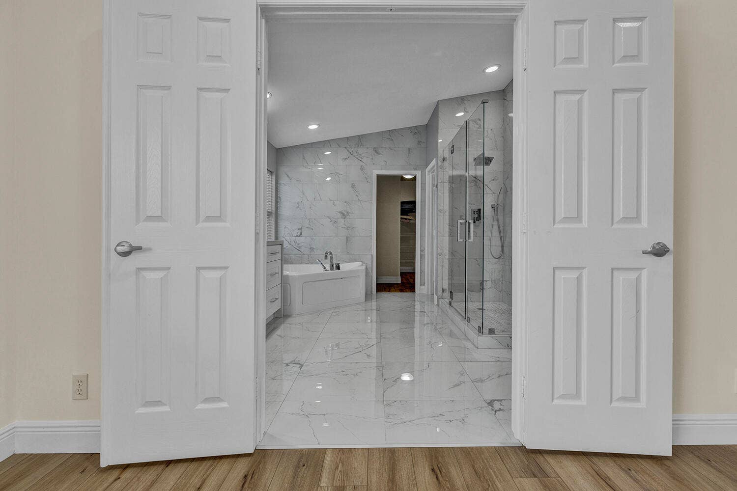 10290 NW 60th Place, Parkland, FL 33076 AR506482