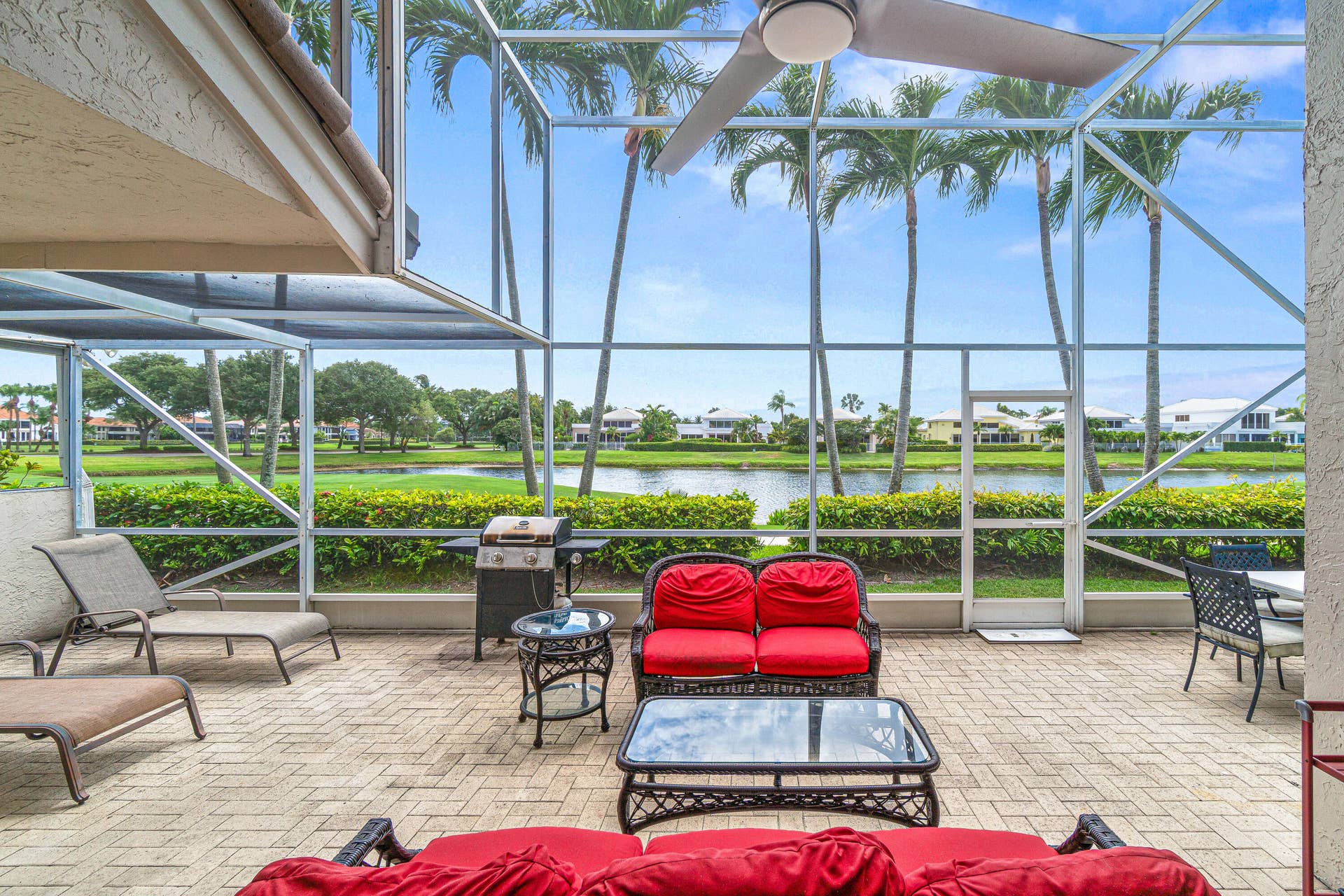 5246 Windsor Parke Drive, Boca Raton, FL 33496 Screened-in patio