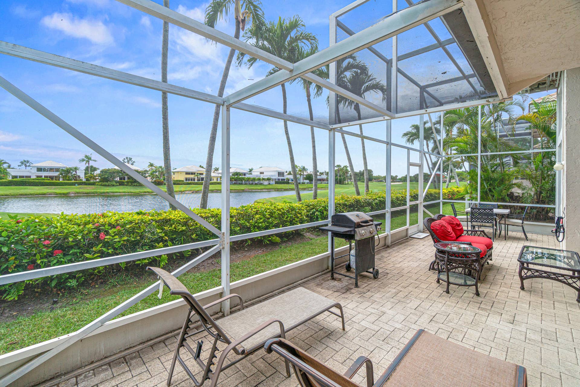 5246 Windsor Parke Drive, Boca Raton, FL 33496 Screened-in patio