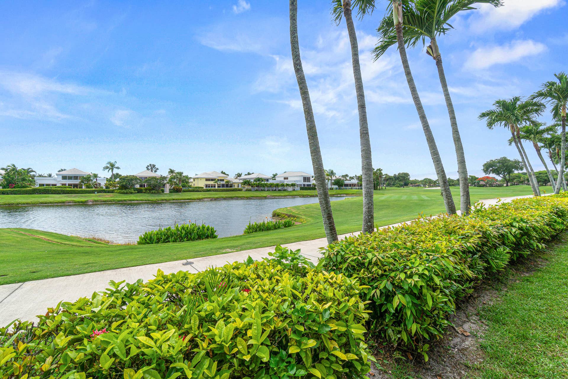 5246 Windsor Parke Drive, Boca Raton, FL 33496 Exterior