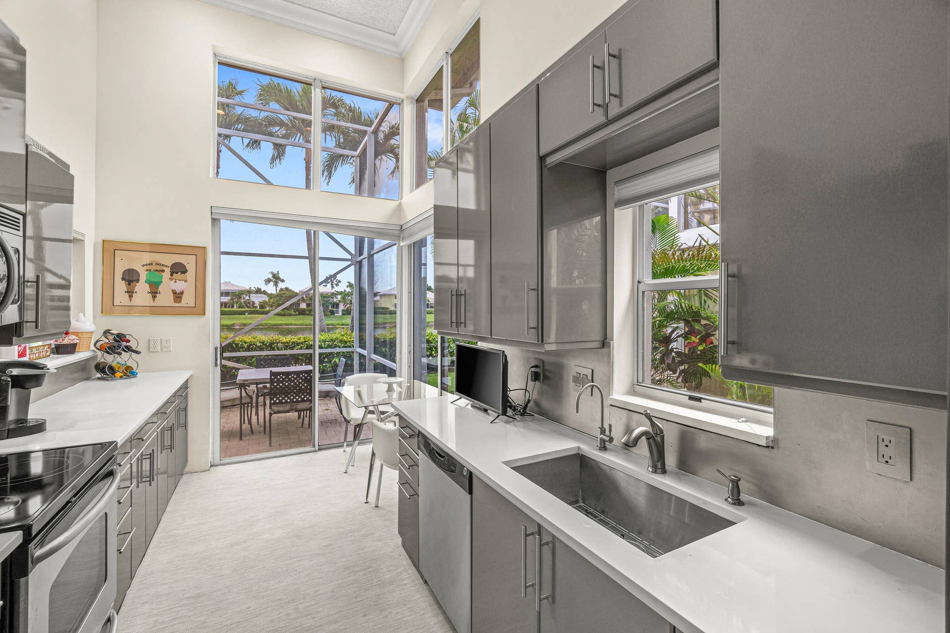 5246 Windsor Parke Drive, Boca Raton, FL 33496 Kitchen