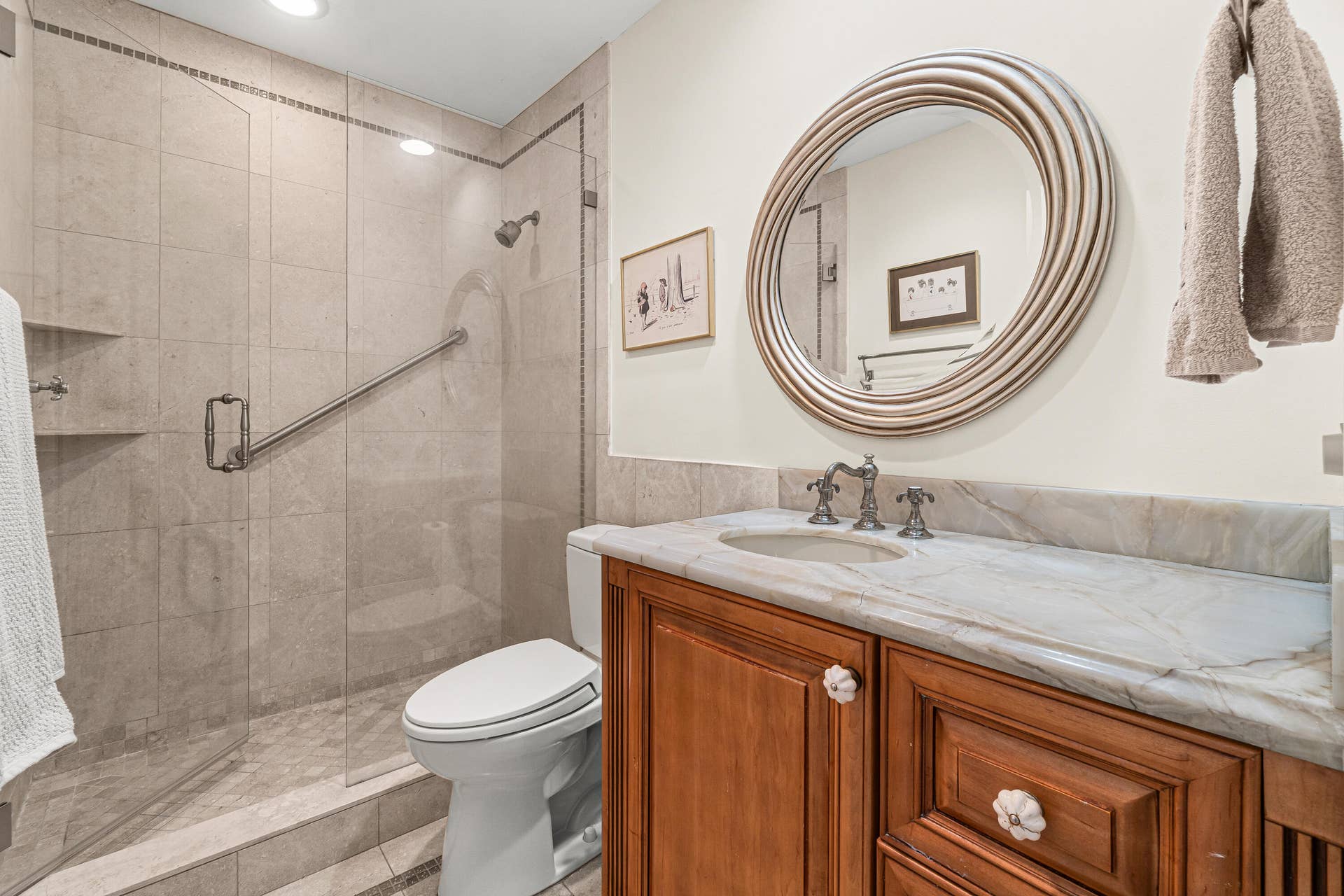 5246 Windsor Parke Drive, Boca Raton, FL 33496 2nd Bathroom