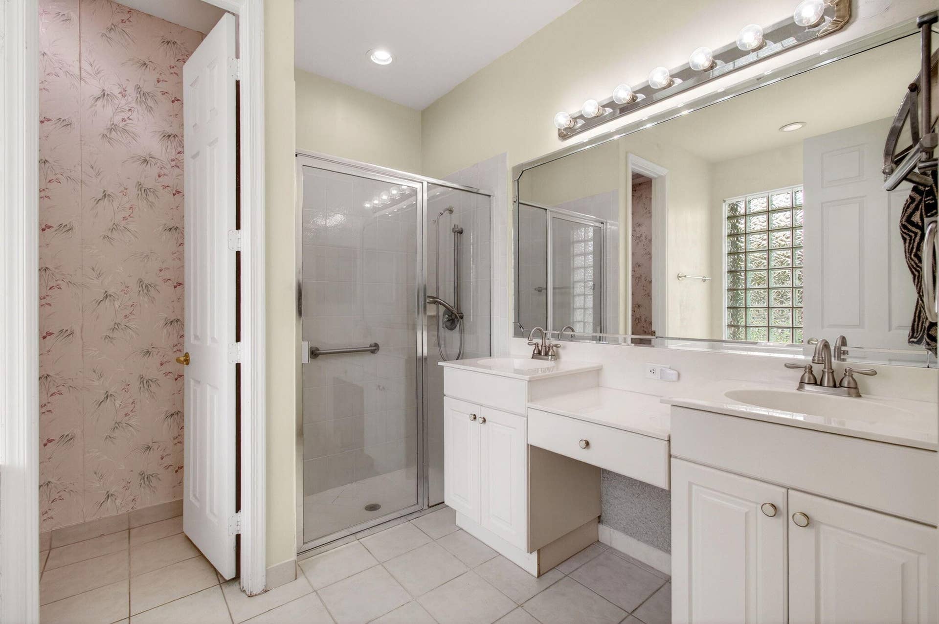 2752 Clipper Circle, West Palm Beach, FL 33411 PBA - Dual Vanities