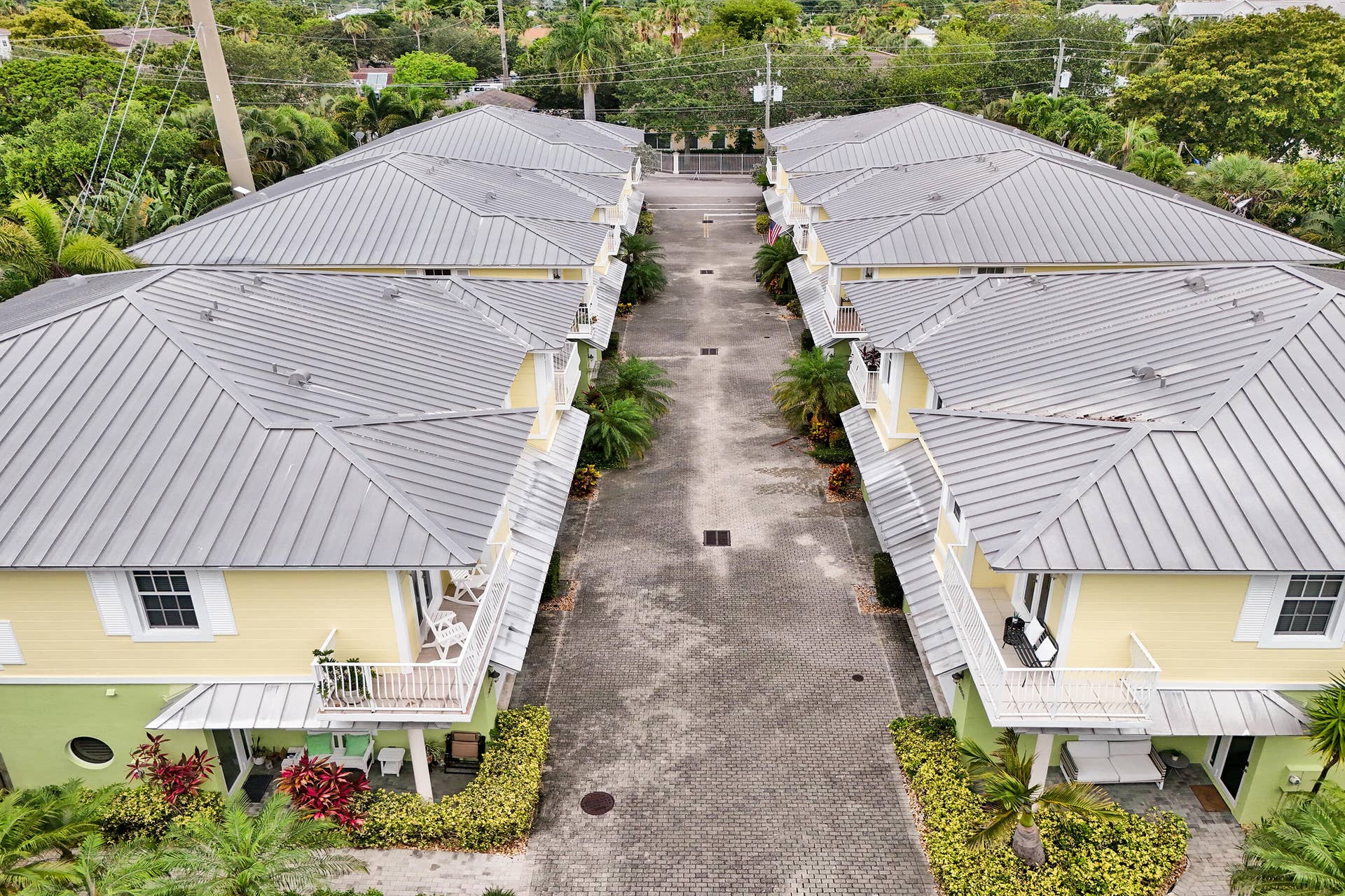 2636 NE 9th Avenue, #6, Wilton Manors, FL 33334 DJI_20260530111039_0342_D