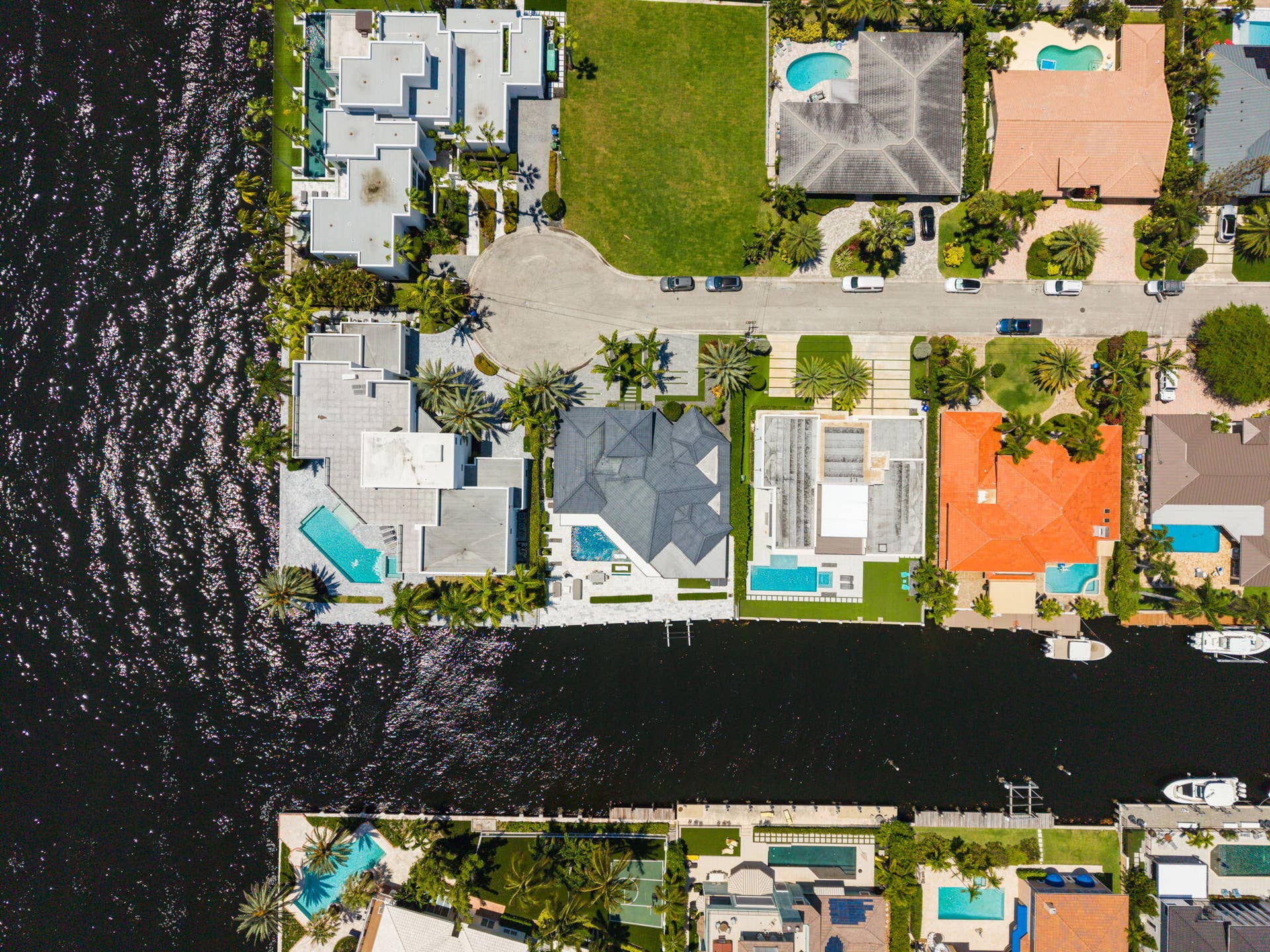 3321 NE 59th Street, Fort Lauderdale, FL 33308 47-web-or-mls-DJI_20260516122056_0244_D