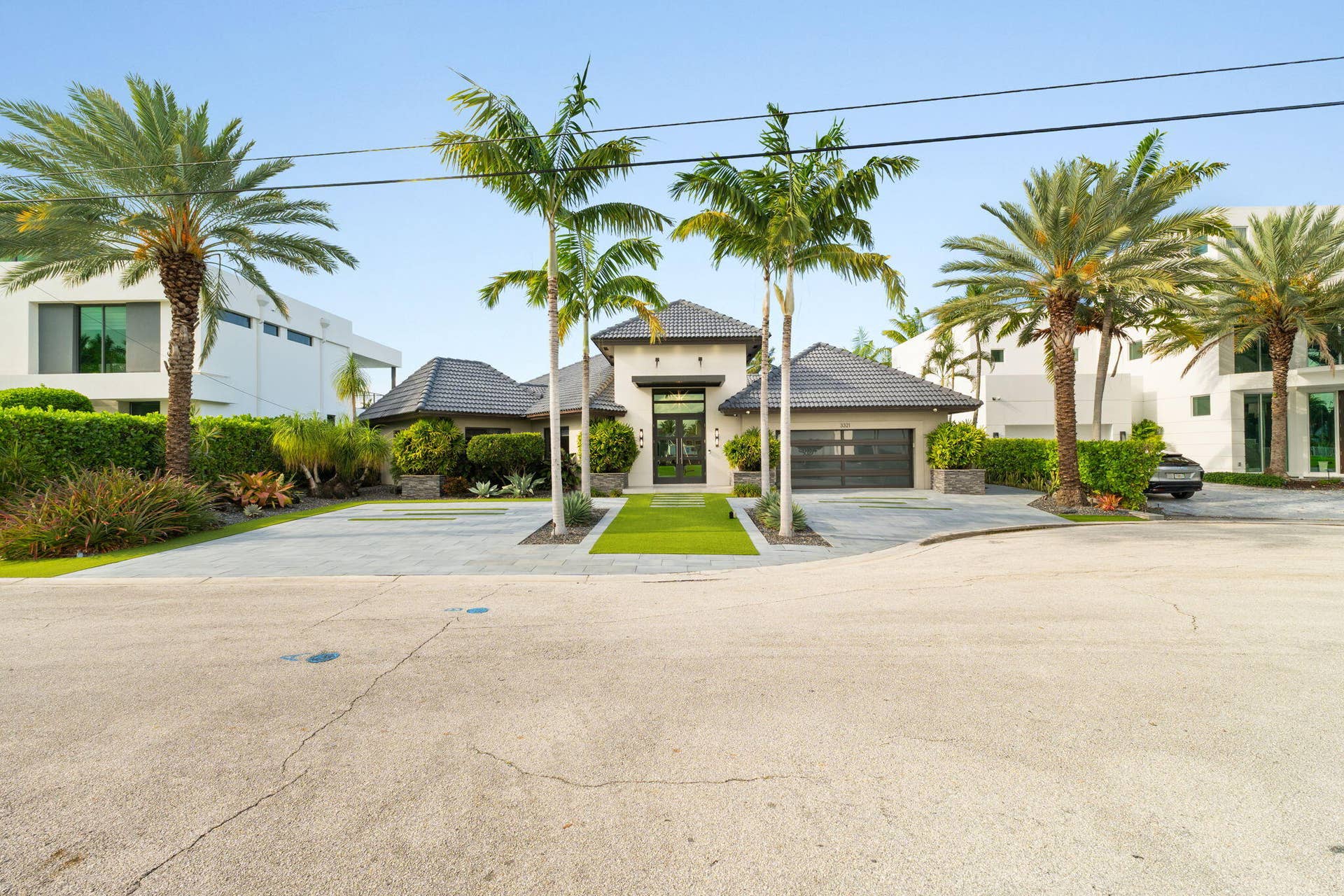 3321 NE 59th Street, Fort Lauderdale, FL 33308 Front of House