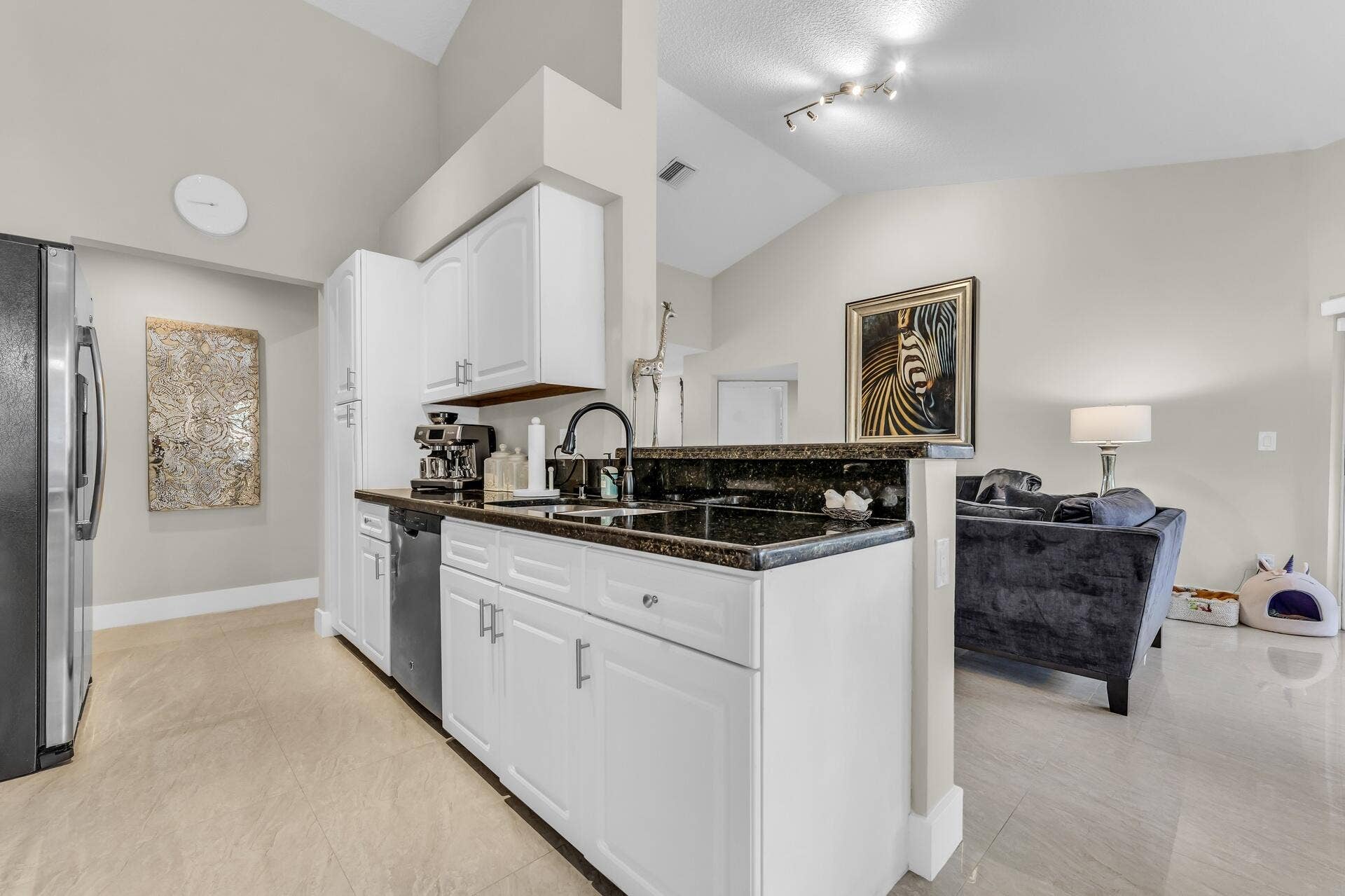 994 NW 93rd Avenue, Plantation, FL 33324 11_1920px