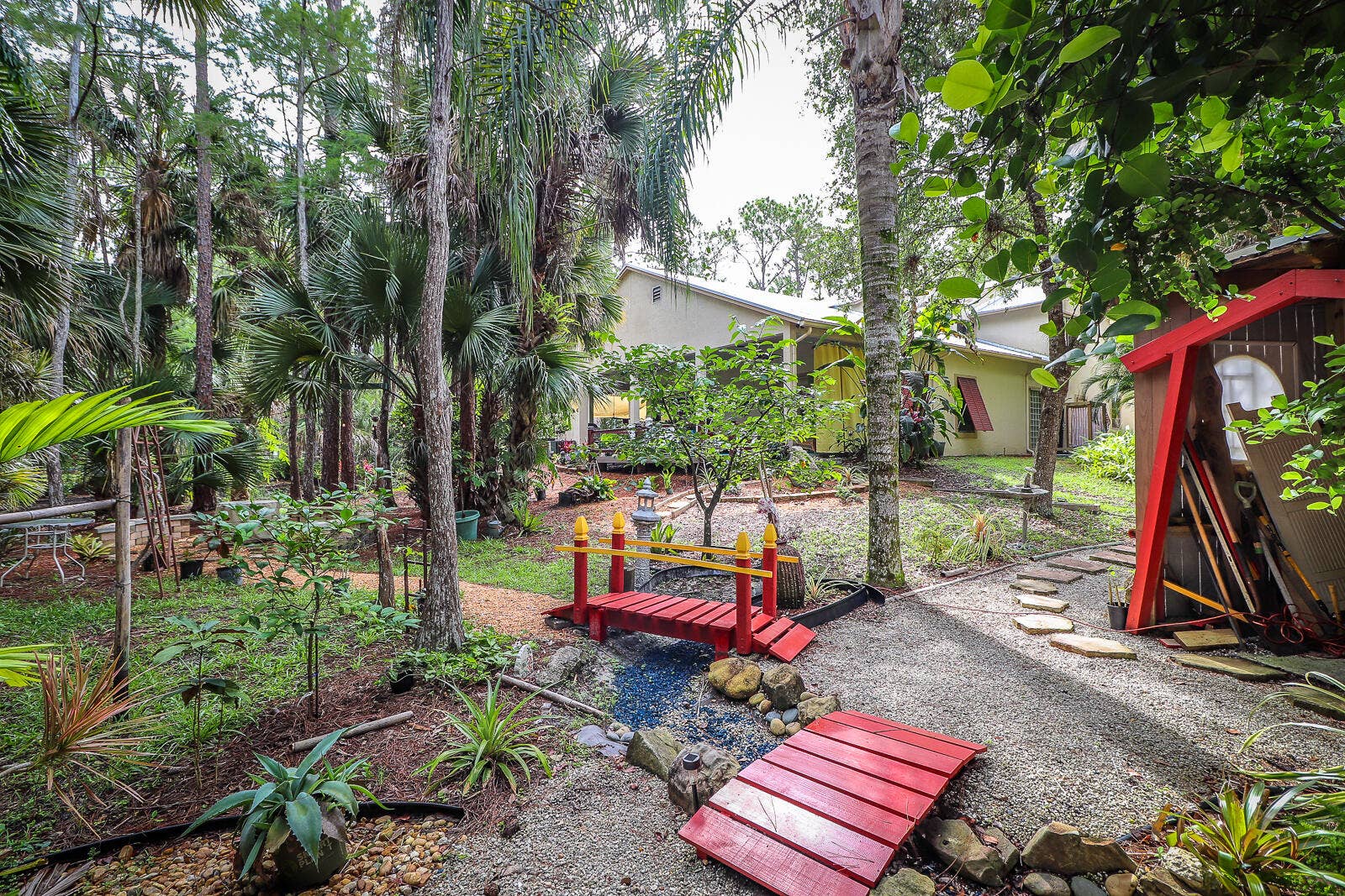 8259 155th Place N, Palm Beach Gardens, FL 33418 45-Back yard
