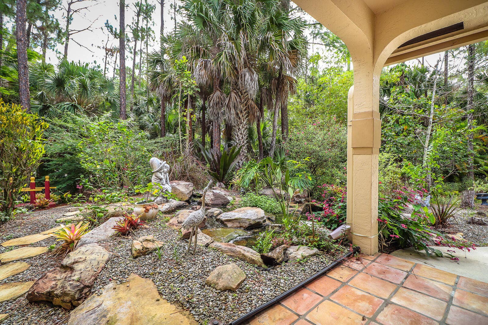 8259 155th Place N, Palm Beach Gardens, FL 33418 50-Front entryway