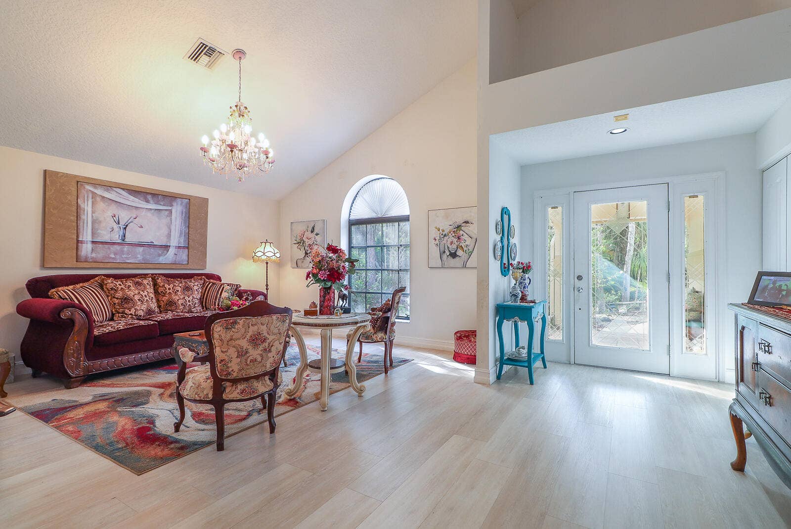 8259 155th Place N, Palm Beach Gardens, FL 33418 06-Living Room