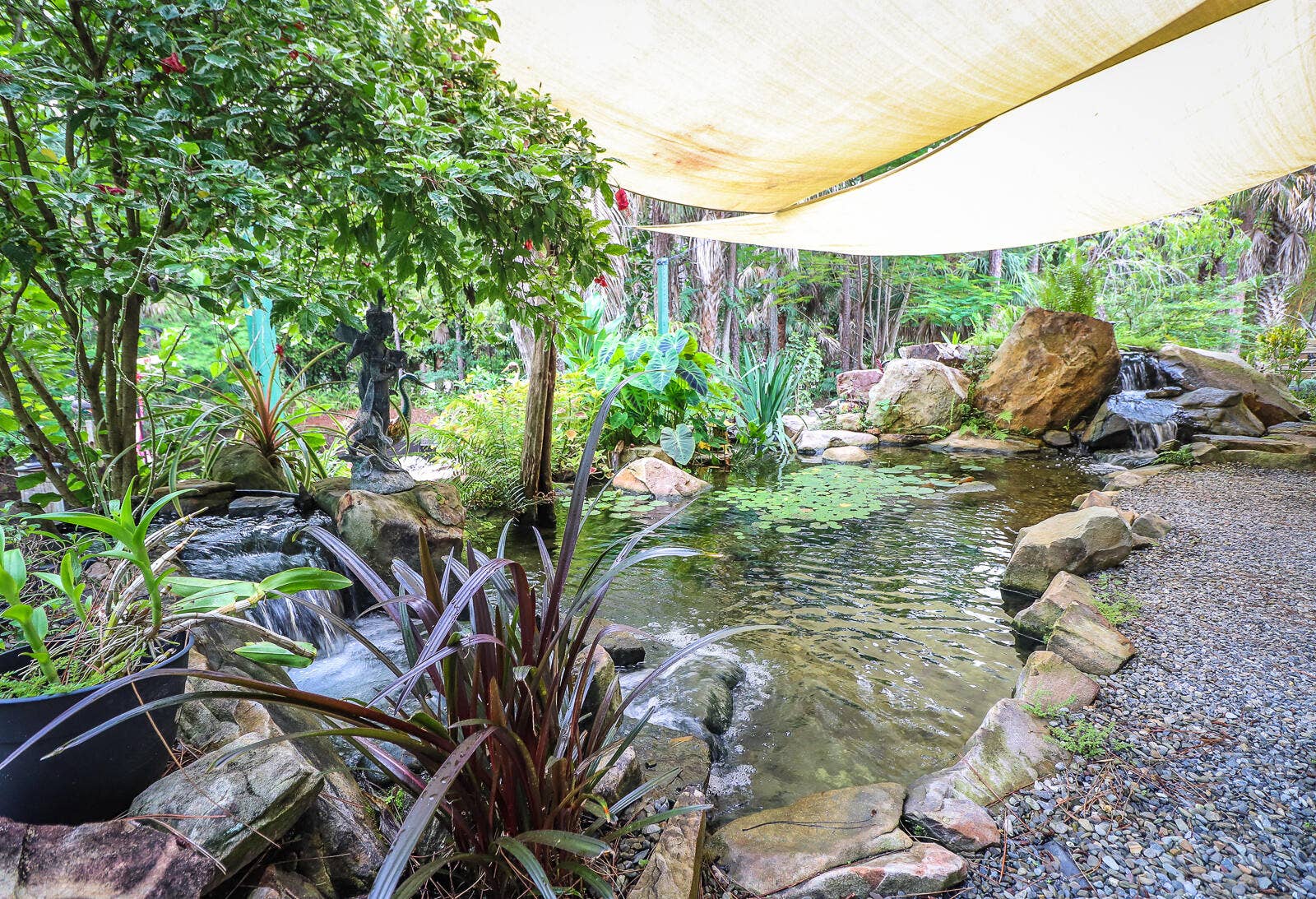 8259 155th Place N, Palm Beach Gardens, FL 33418 35-Koi Pond
