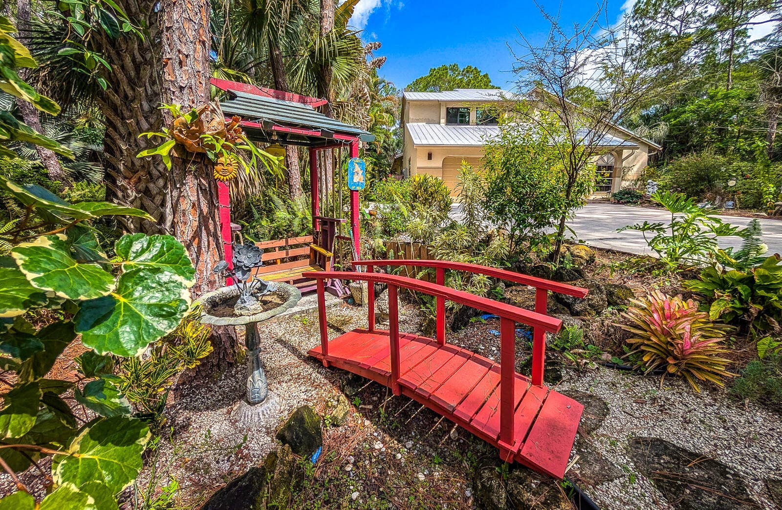 8259 155th Place N, Palm Beach Gardens, FL 33418 59-Front yard