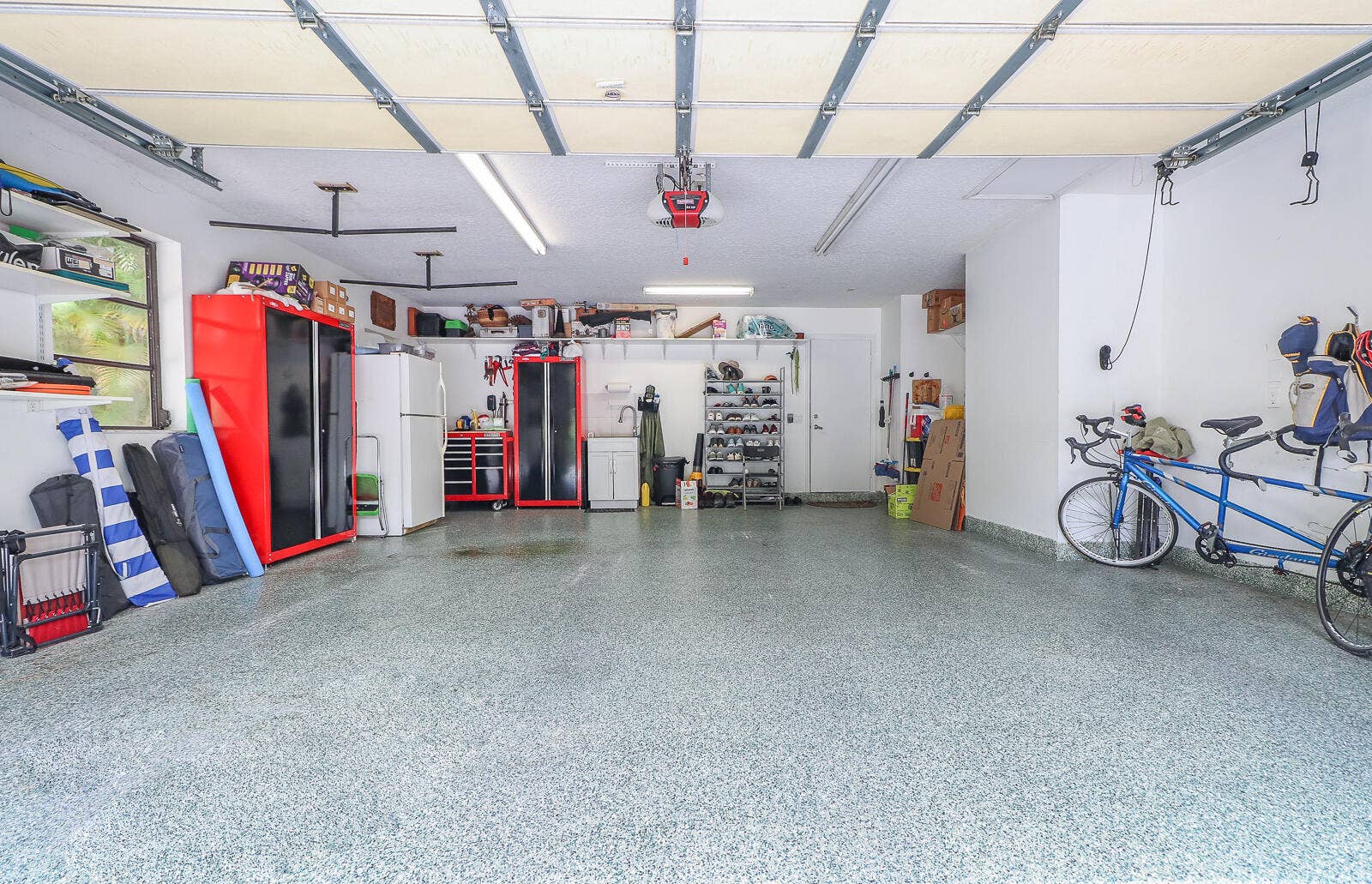 8259 155th Place N, Palm Beach Gardens, FL 33418 55-Attached garage