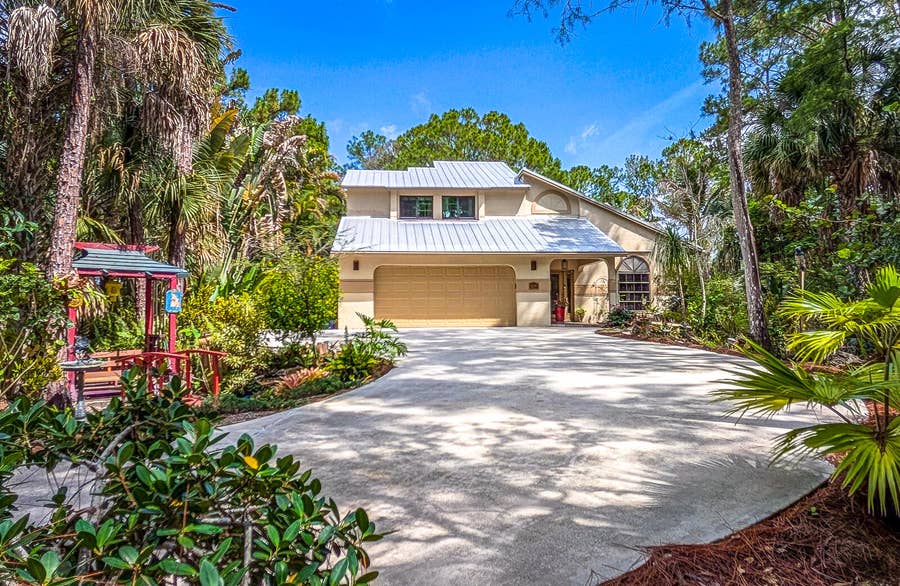 Property photo for 8259 155th Place N, Palm Beach Gardens, FL
