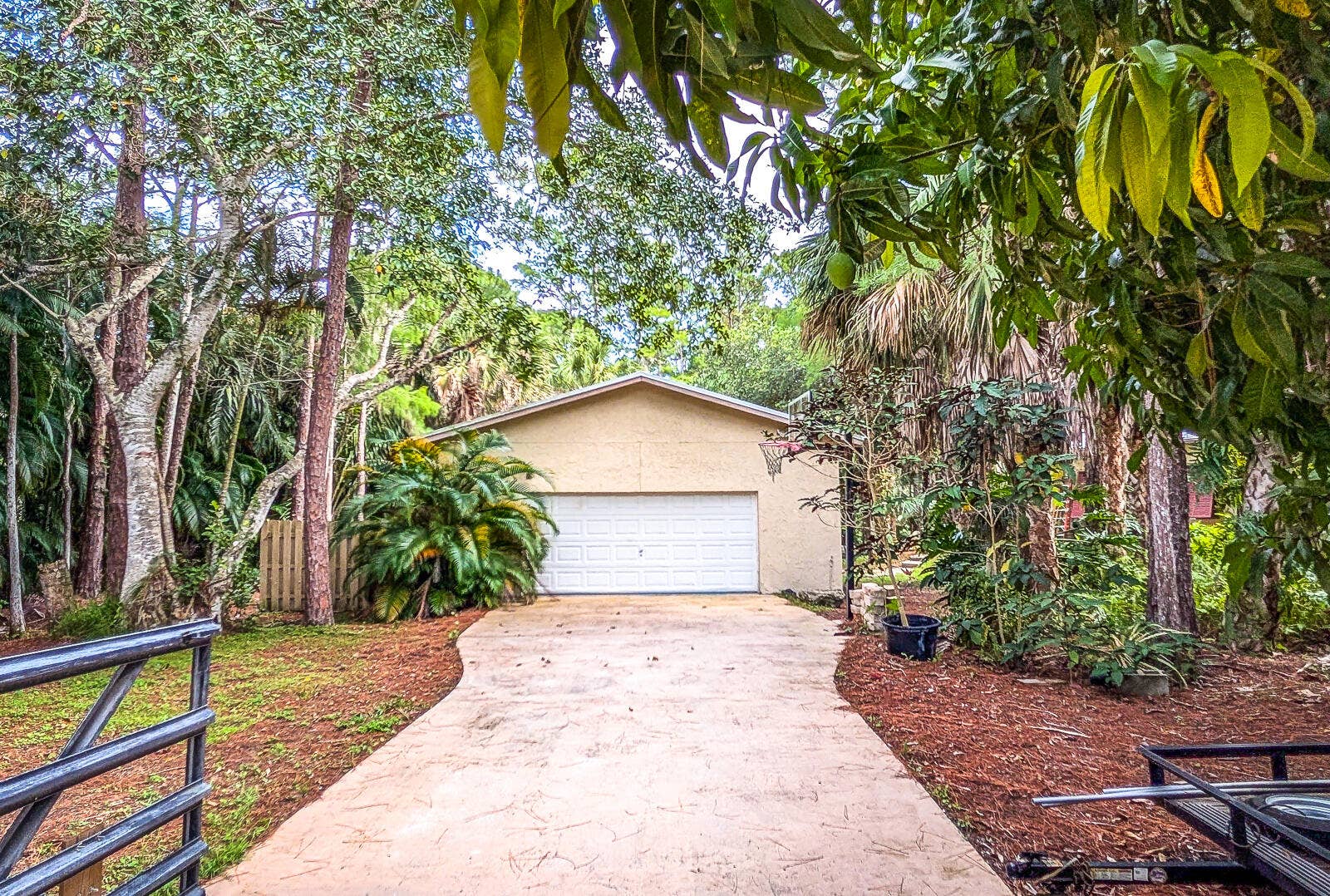 8259 155th Place N, Palm Beach Gardens, FL 33418 62-Detached garage-workshop