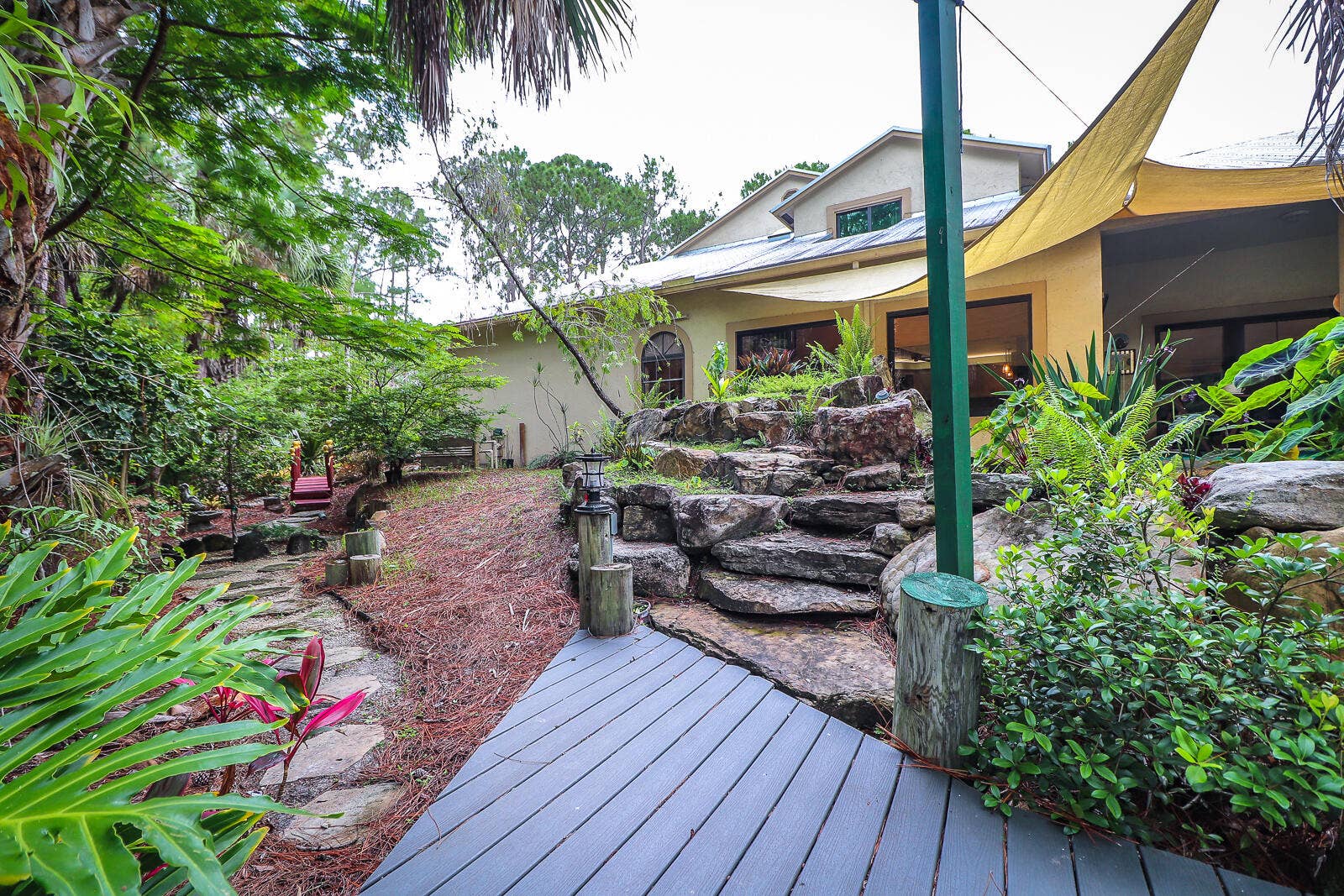 8259 155th Place N, Palm Beach Gardens, FL 33418 37-Back yard