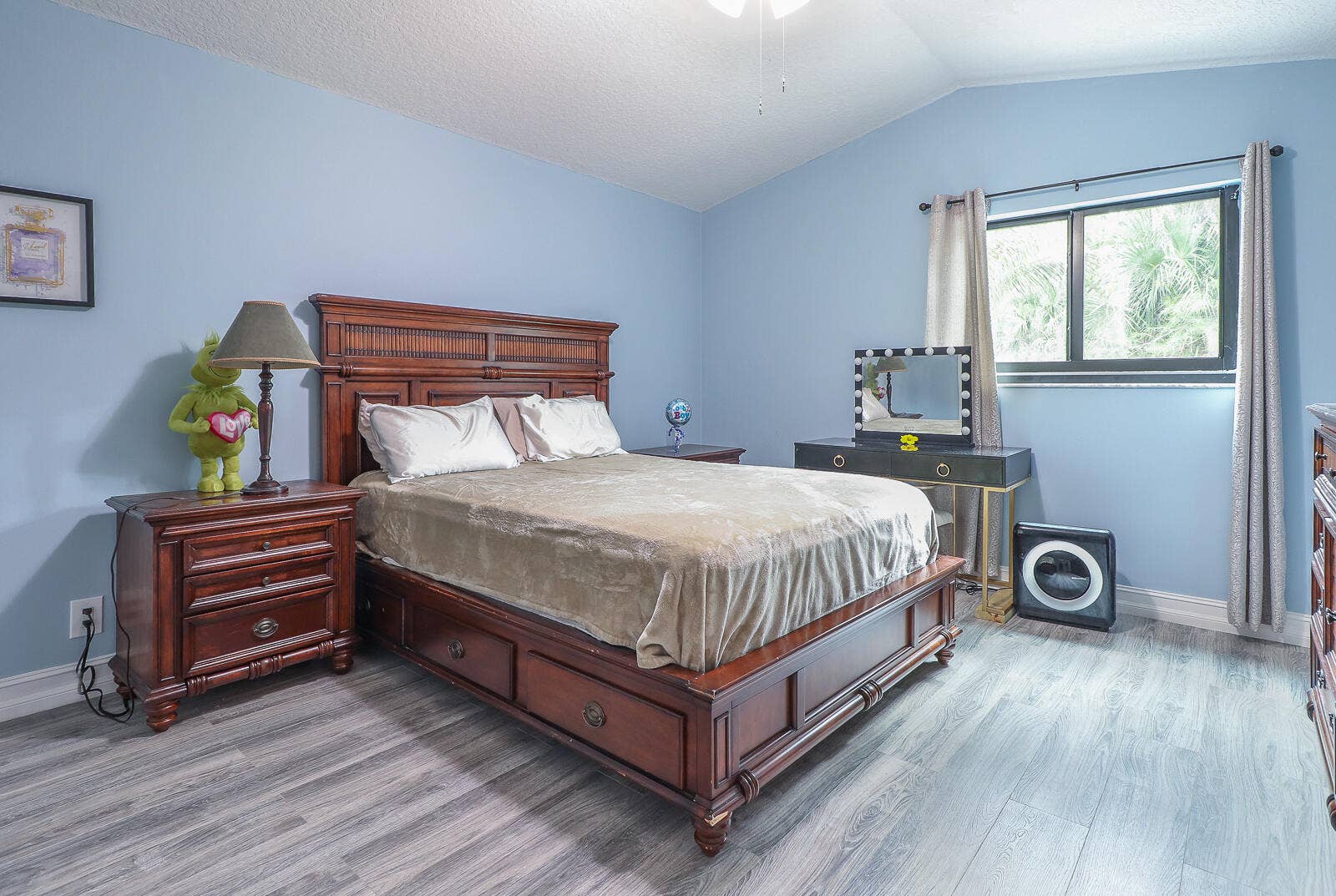 8259 155th Place N, Palm Beach Gardens, FL 33418 27-Bedroom 3