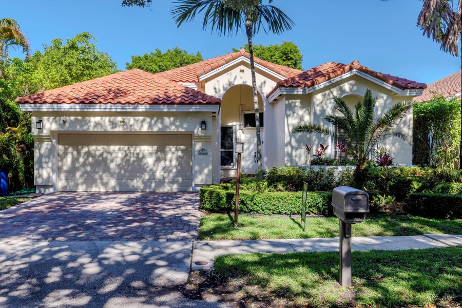 Property photo for 4082 Trenton Avenue, Cooper City, FL