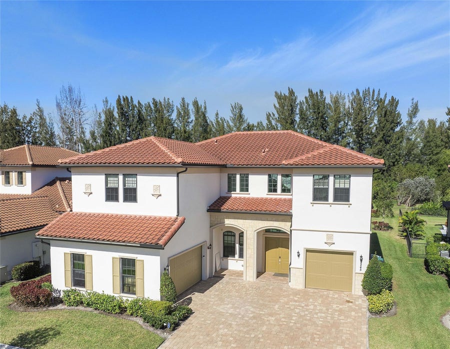 Property photo for 9245 W Parkland Bay Trail, Parkland, FL