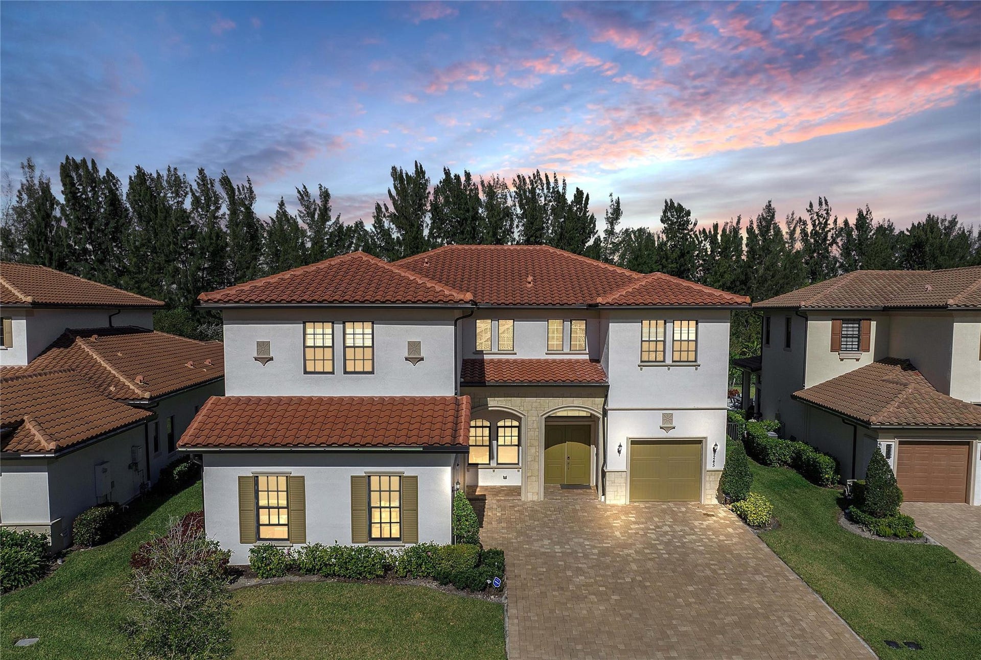 9245 W Parkland Bay Trail, Parkland, FL 33076 Photo 2