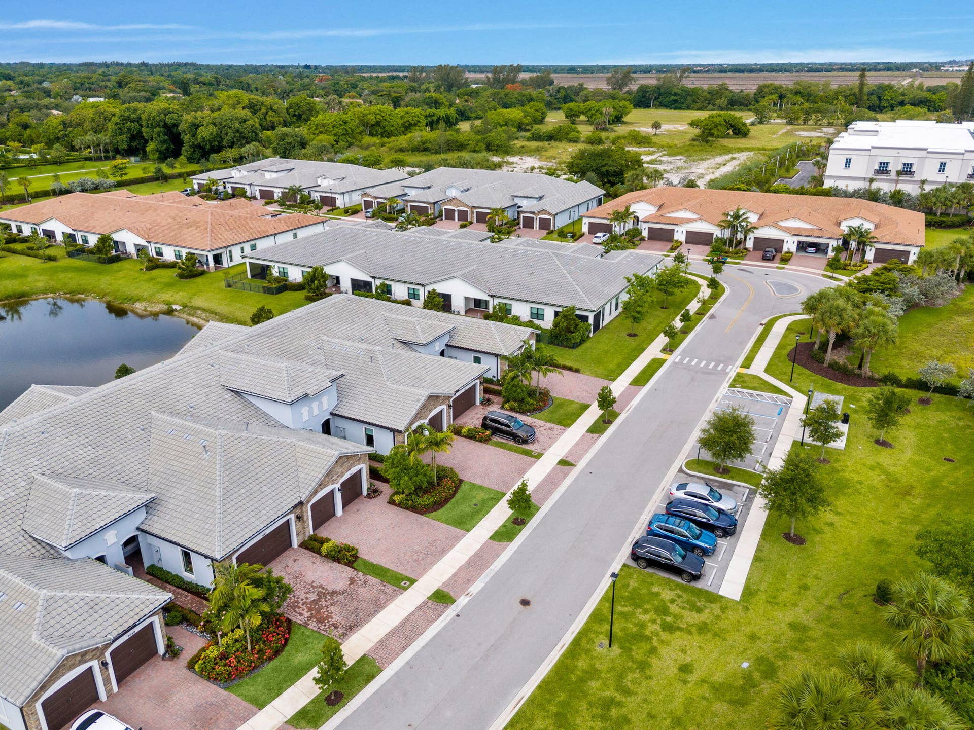 7642 N Blue Spring Drive, Parkland, FL 33067 52-web-or-mls-DJI_20260528101606_0056_D