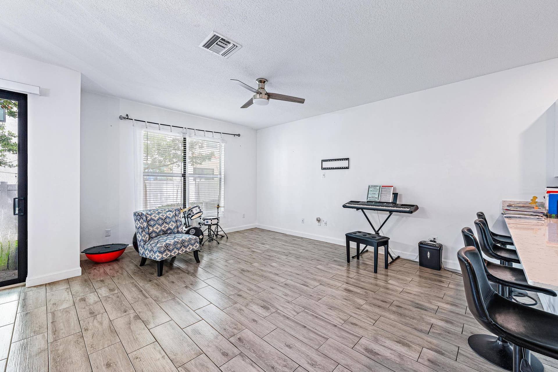 4407 Hemlock Drive, Riviera Beach, FL 33410 4407 Hemlock Dr-8