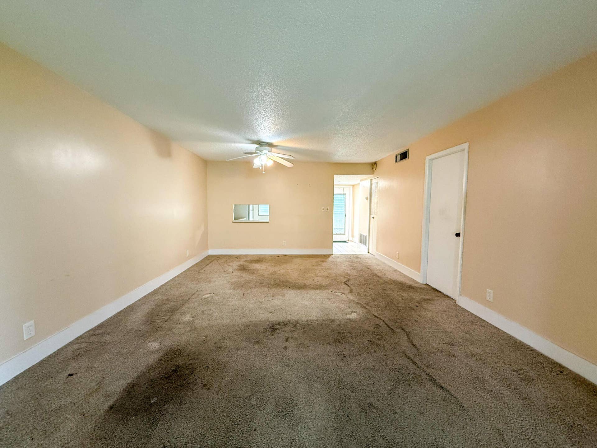 604 NE 2nd Street, #122, Dania Beach, FL 33004 Living Area