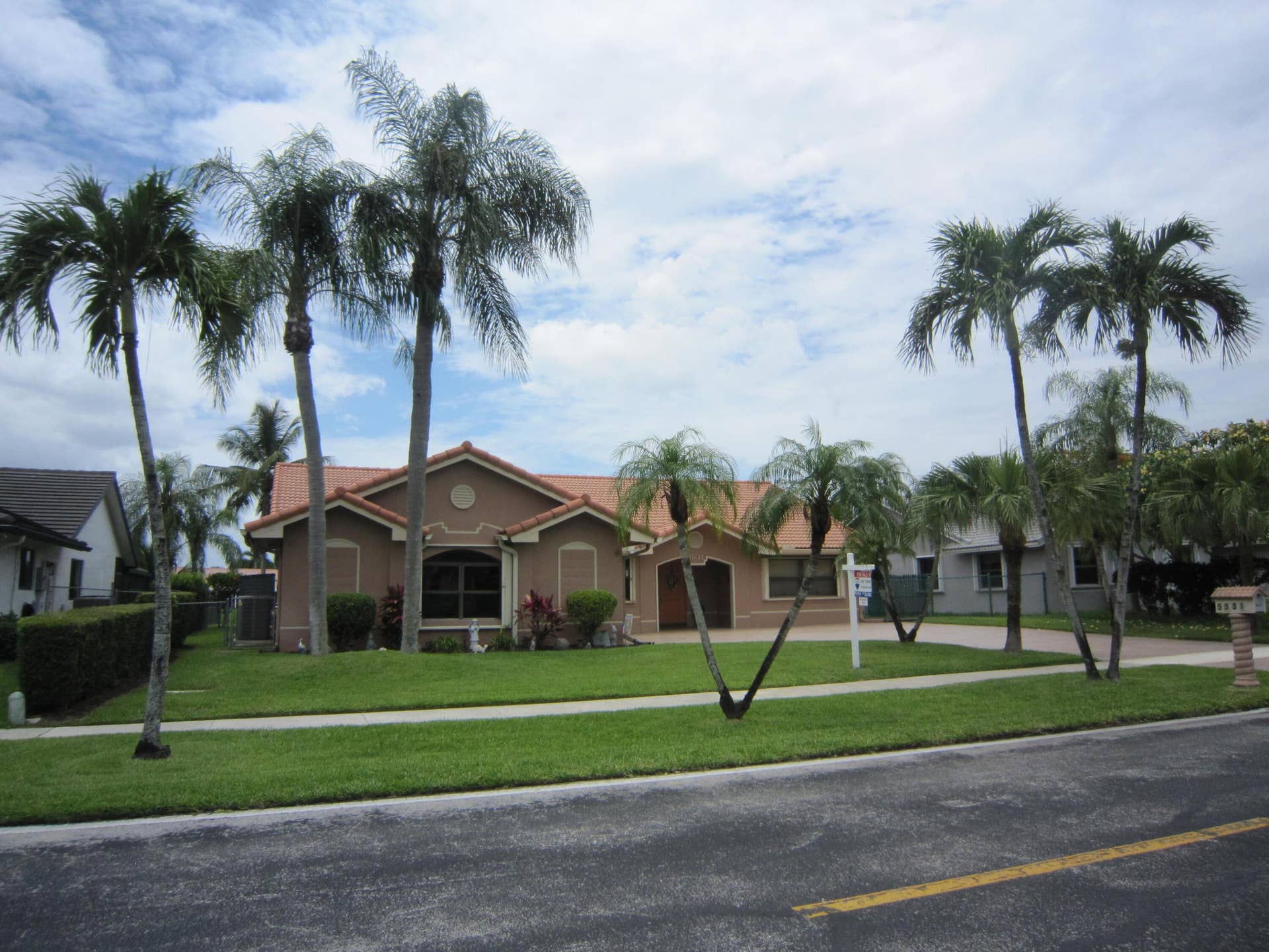 5531 Hawkes Bluff Avenue, Davie, FL 33331 5-web-or-mls-5531-hawkes-bluff-ave