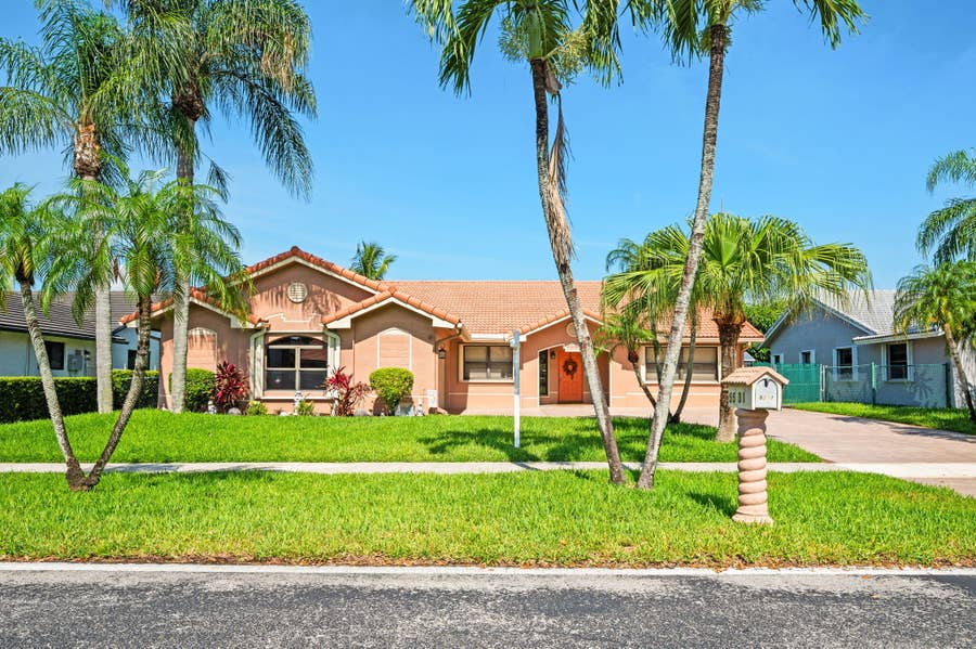 Property photo for 5531 Hawkes Bluff Avenue, Davie, FL