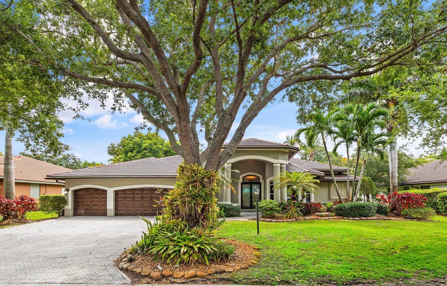 Property photo for 6867 NW 107th Terrace, Parkland, FL