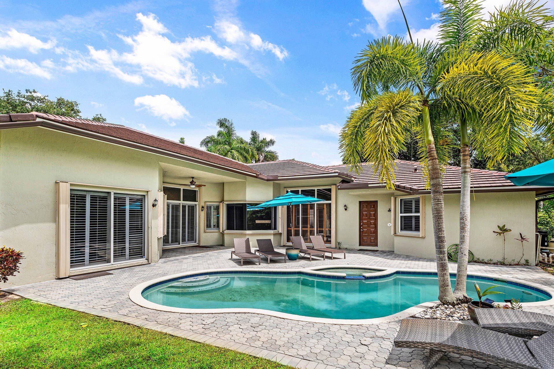 6867 NW 107th Terrace, Parkland, FL 33076 032-6867Northwest107thTerrace-Parkland-F