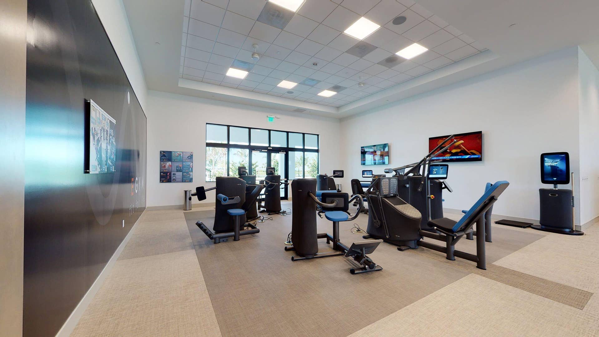 5357 Saint Armands Way, Westlake, FL 33470 lrg_cwpc--smartfit-training-center-2-jul