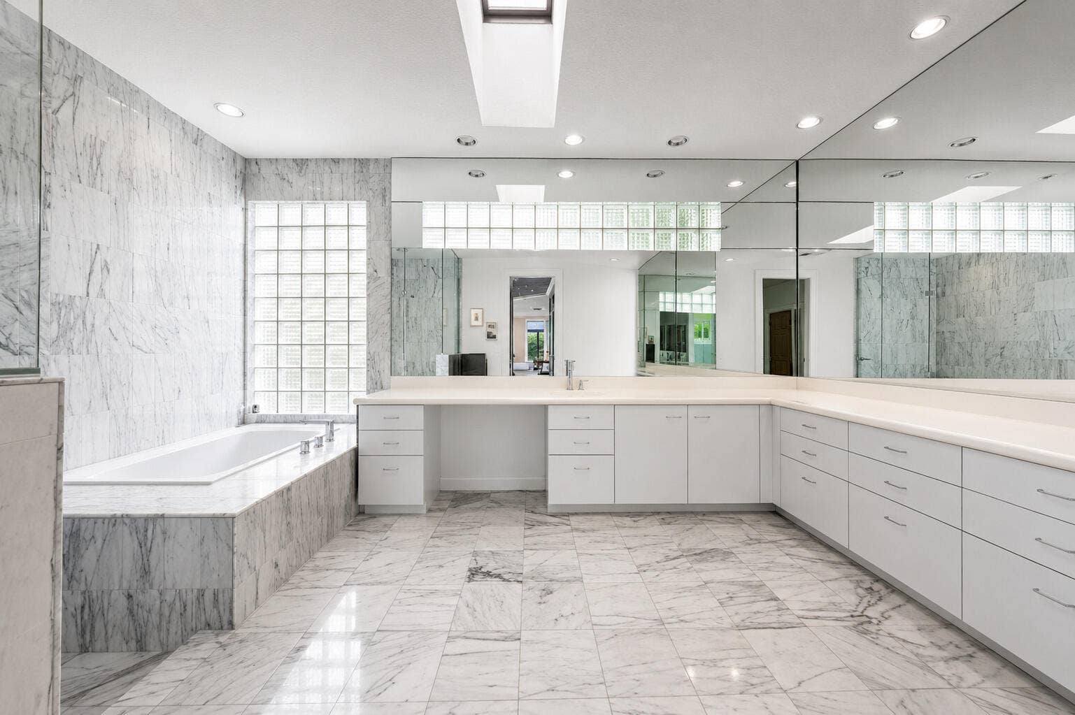 3507 NW Clubside Circle, Boca Raton, FL 33496 028-3507NorthwestClubsideCircle-BocaRato