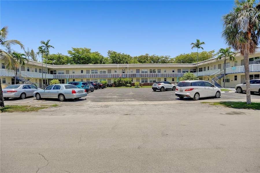 Property photo for 1551 N 12th Court, #10b, Hollywood, FL